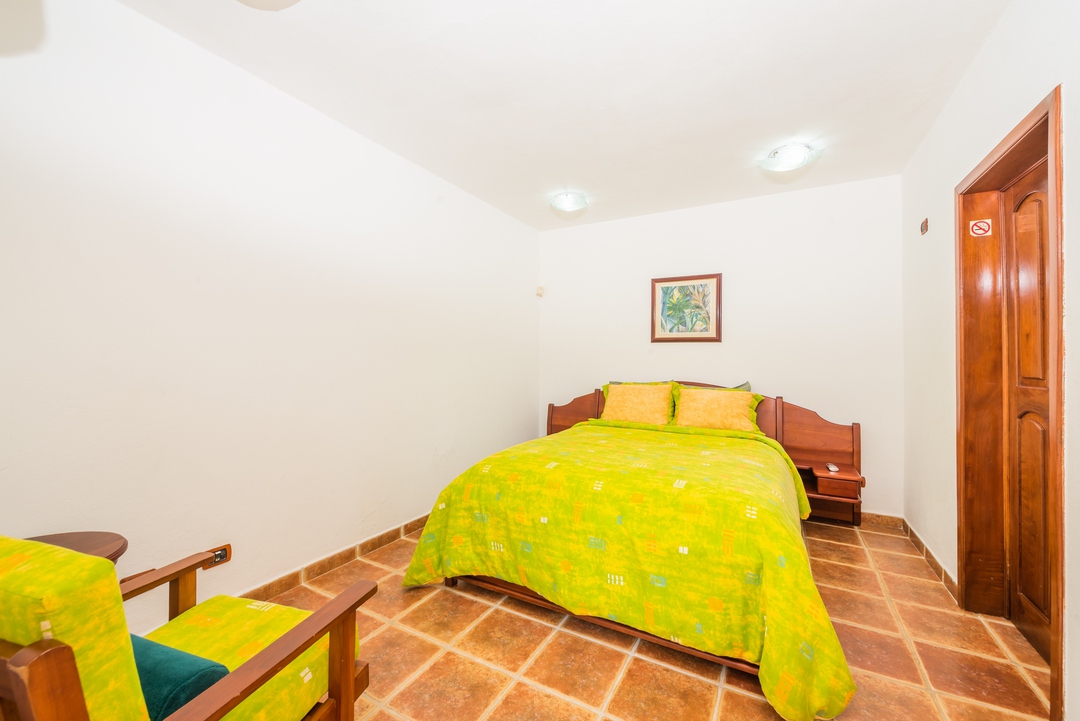 5 bed Single Family Homes For Sale in Playa Flamingo, Guanacaste - thumb 25