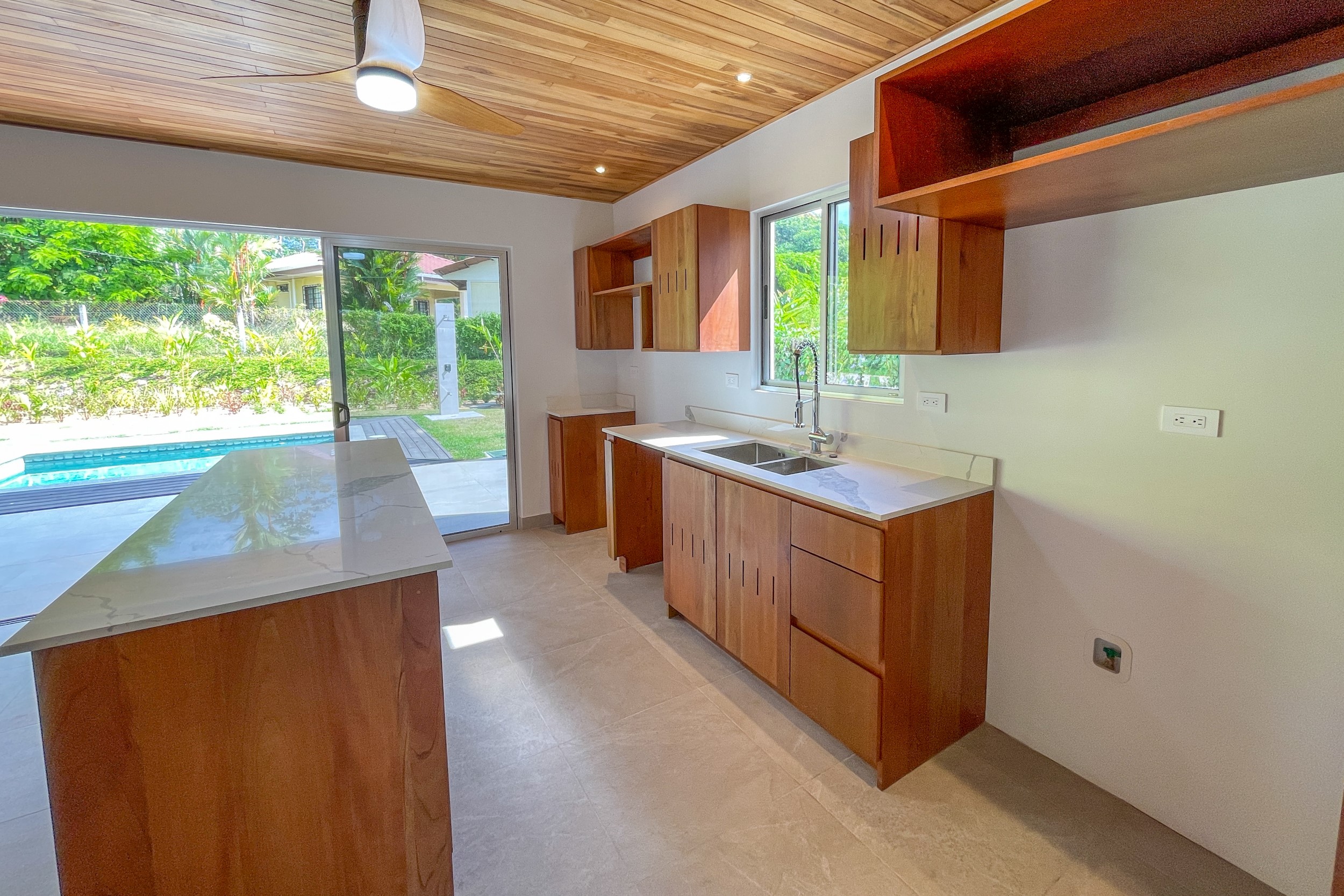 3 bed Single Family Homes For Sale in Ojochal, Puntarenas - thumb 13