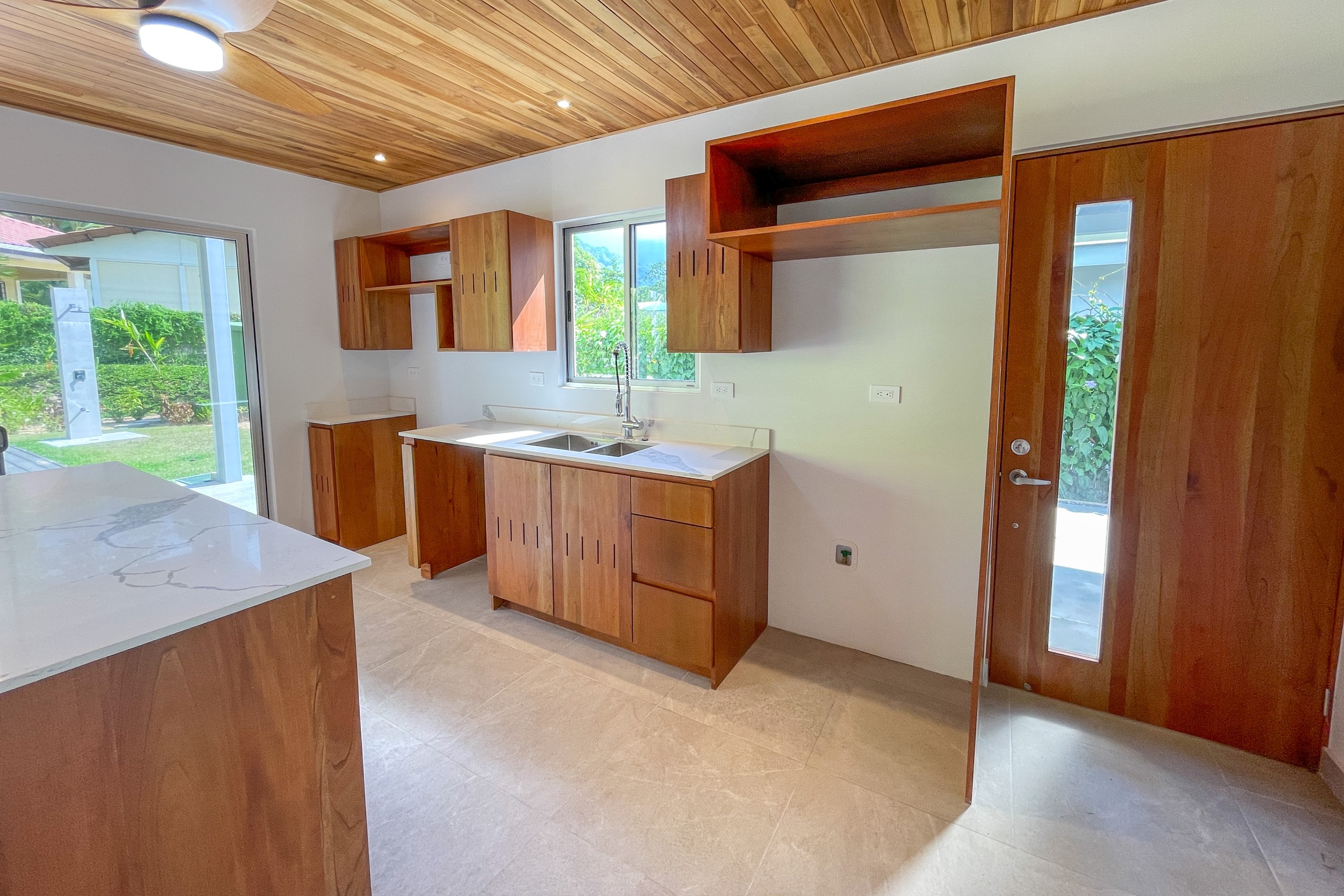 3 bed Single Family Homes For Sale in Ojochal, Puntarenas - thumb 14