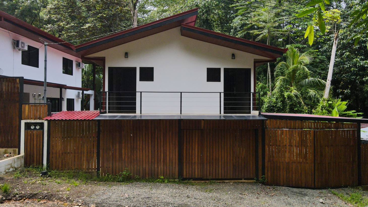 4 bed Single Family Homes For Sale in Uvita, Puntarenas - thumb 2
