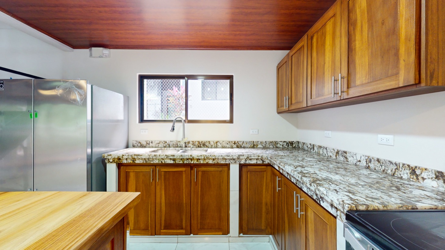 4 bed Single Family Homes For Sale in Uvita, Puntarenas - thumb 11