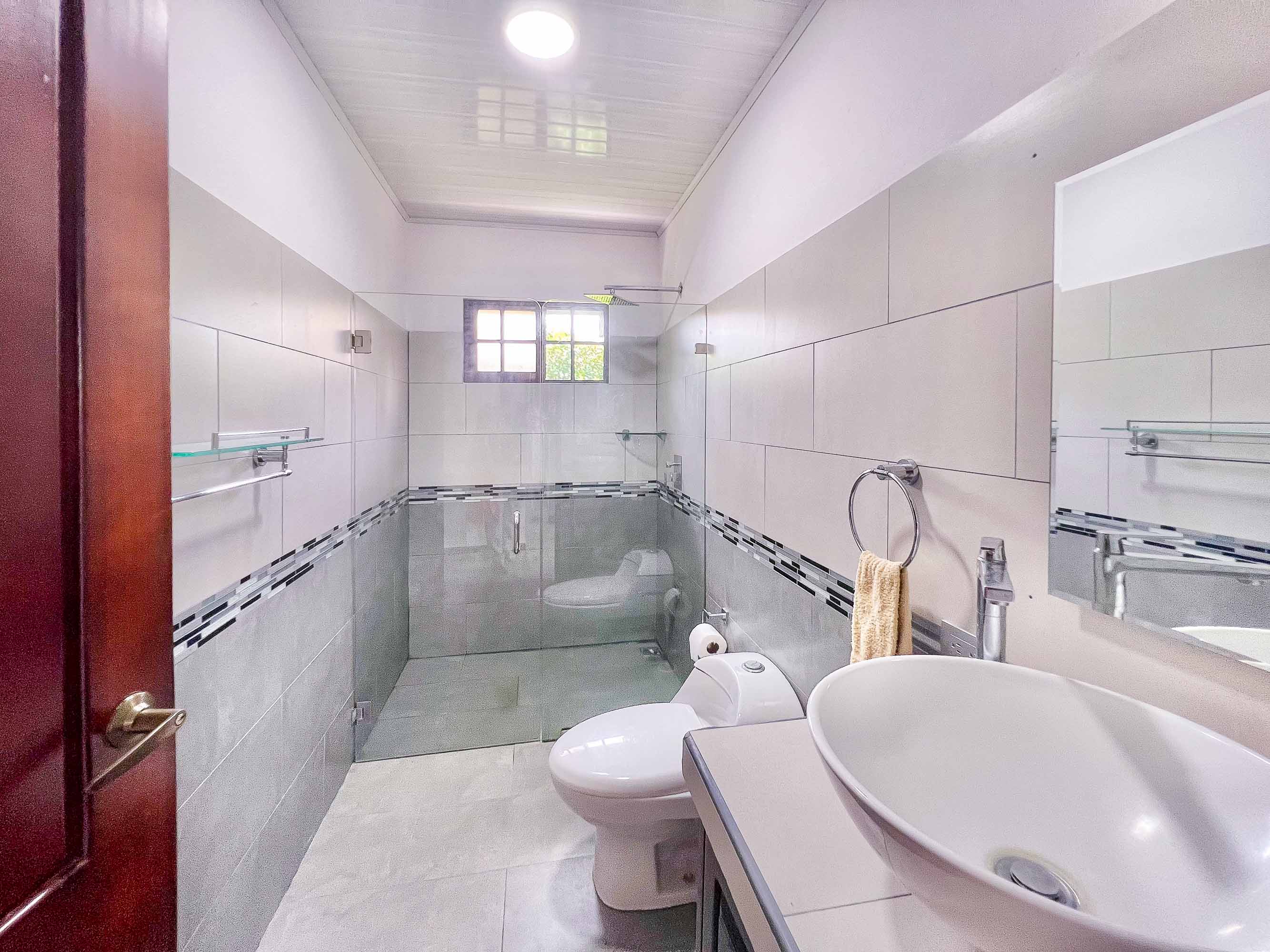 3 bed Single Family Homes For Sale in Quepos, Puntarenas - thumb 25