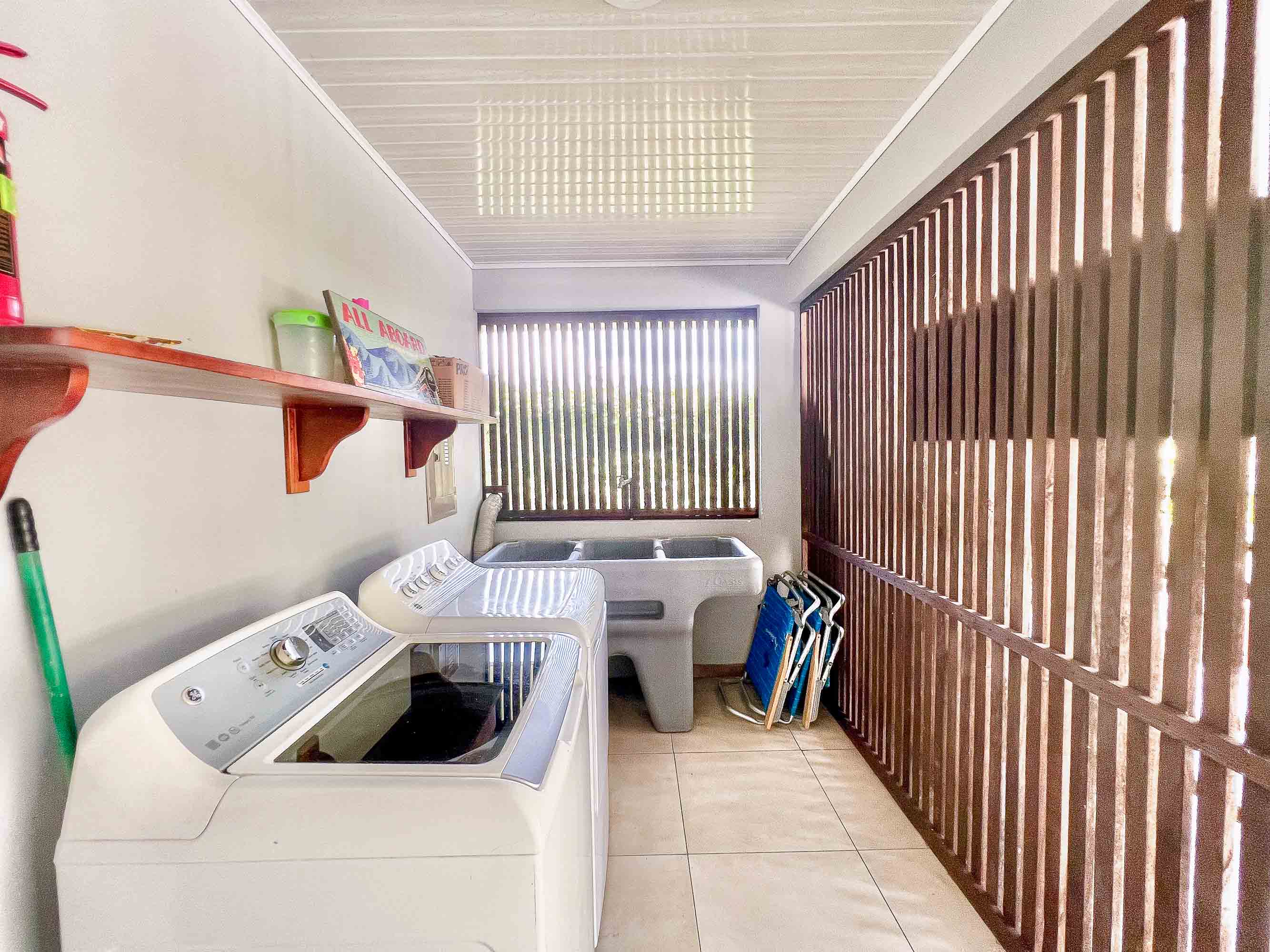 3 bed Single Family Homes For Sale in Quepos, Puntarenas - thumb 26