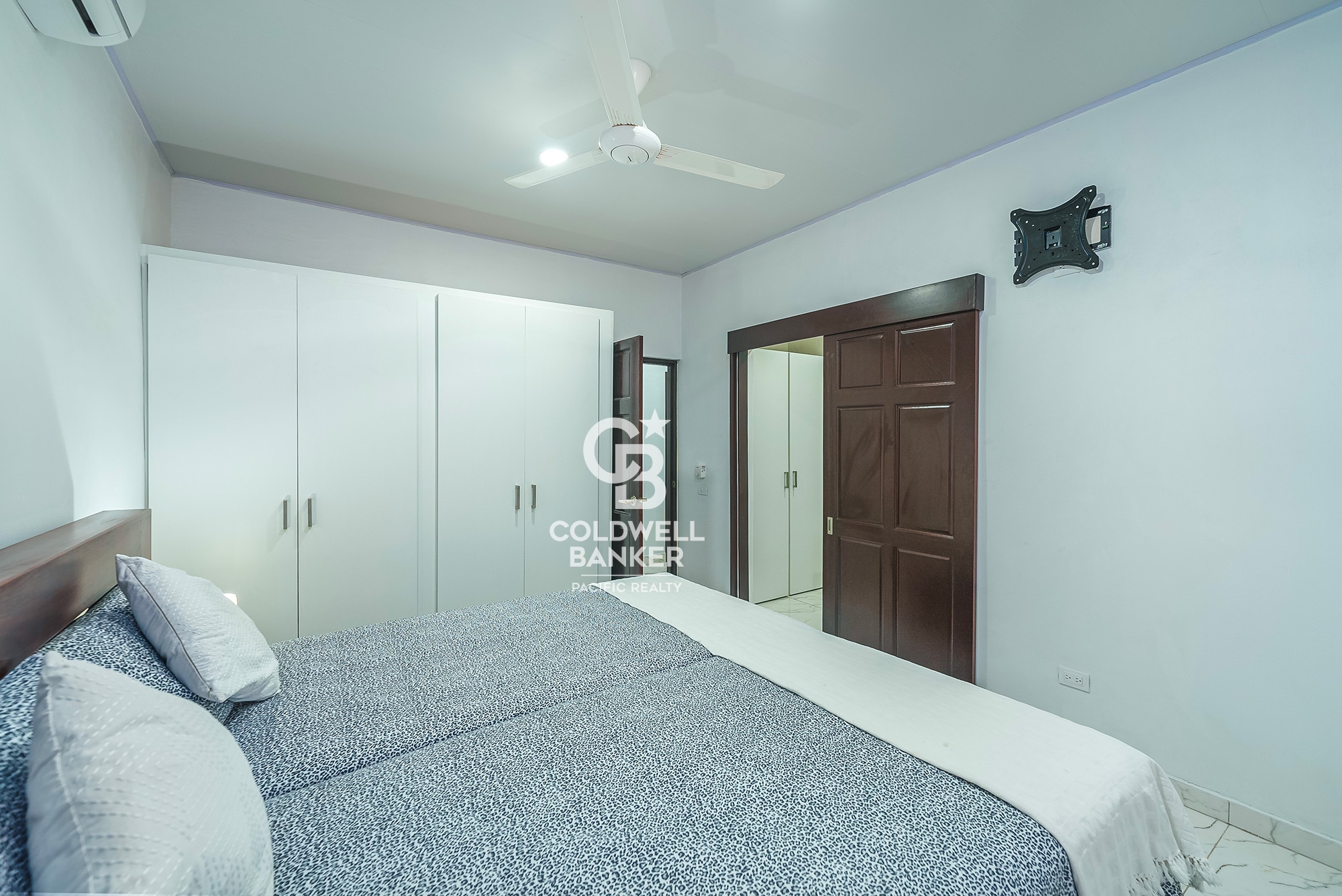 4 bed Single Family Homes For Sale in Junquillal, Guanacaste - thumb 11