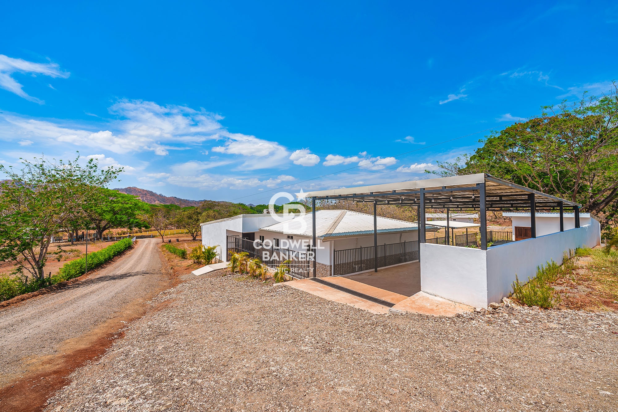 4 bed Single Family Homes For Sale in Junquillal, Guanacaste - thumb 2