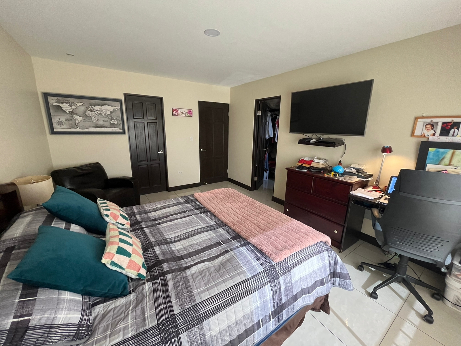 3 bed Condo For Sale in Concepcion, San Jose - thumb 12