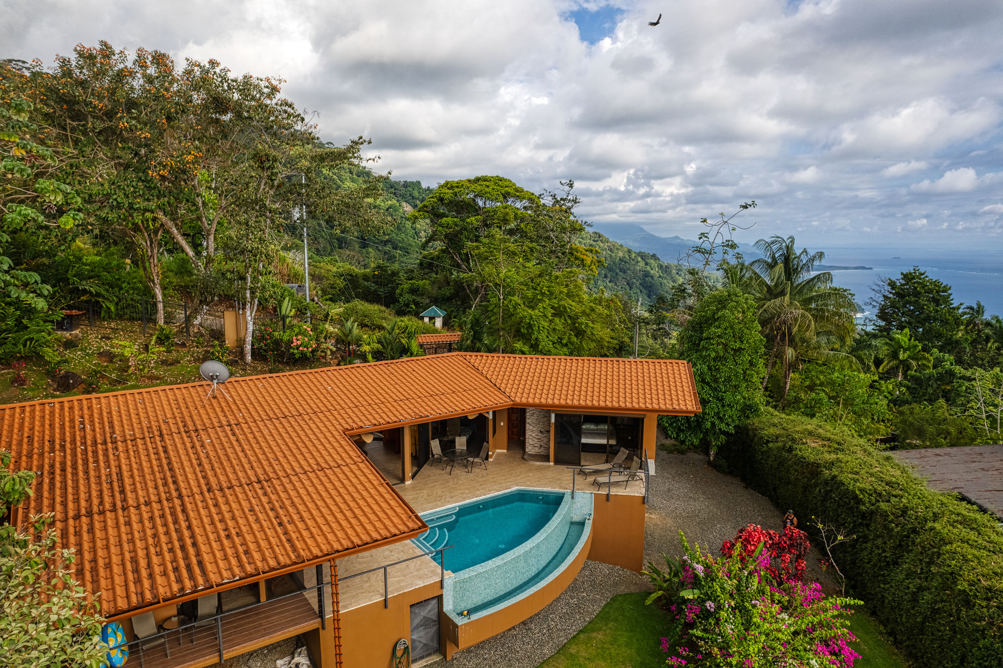 3 bed Single Family Homes For Sale in Dominical, Puntarenas - thumb 2