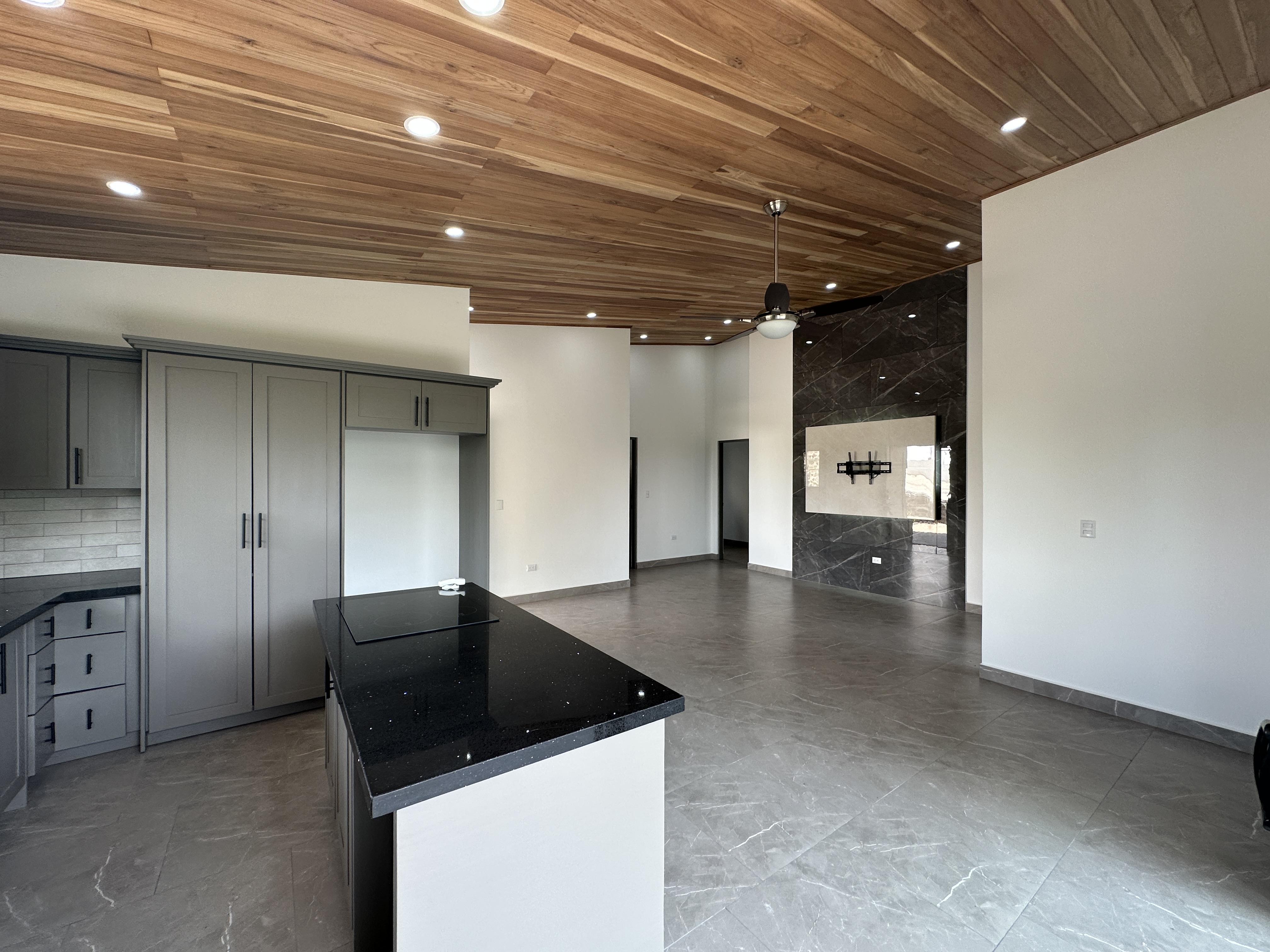 2 bed Single Family Homes For Sale in Atenas, Alajuela - thumb 8