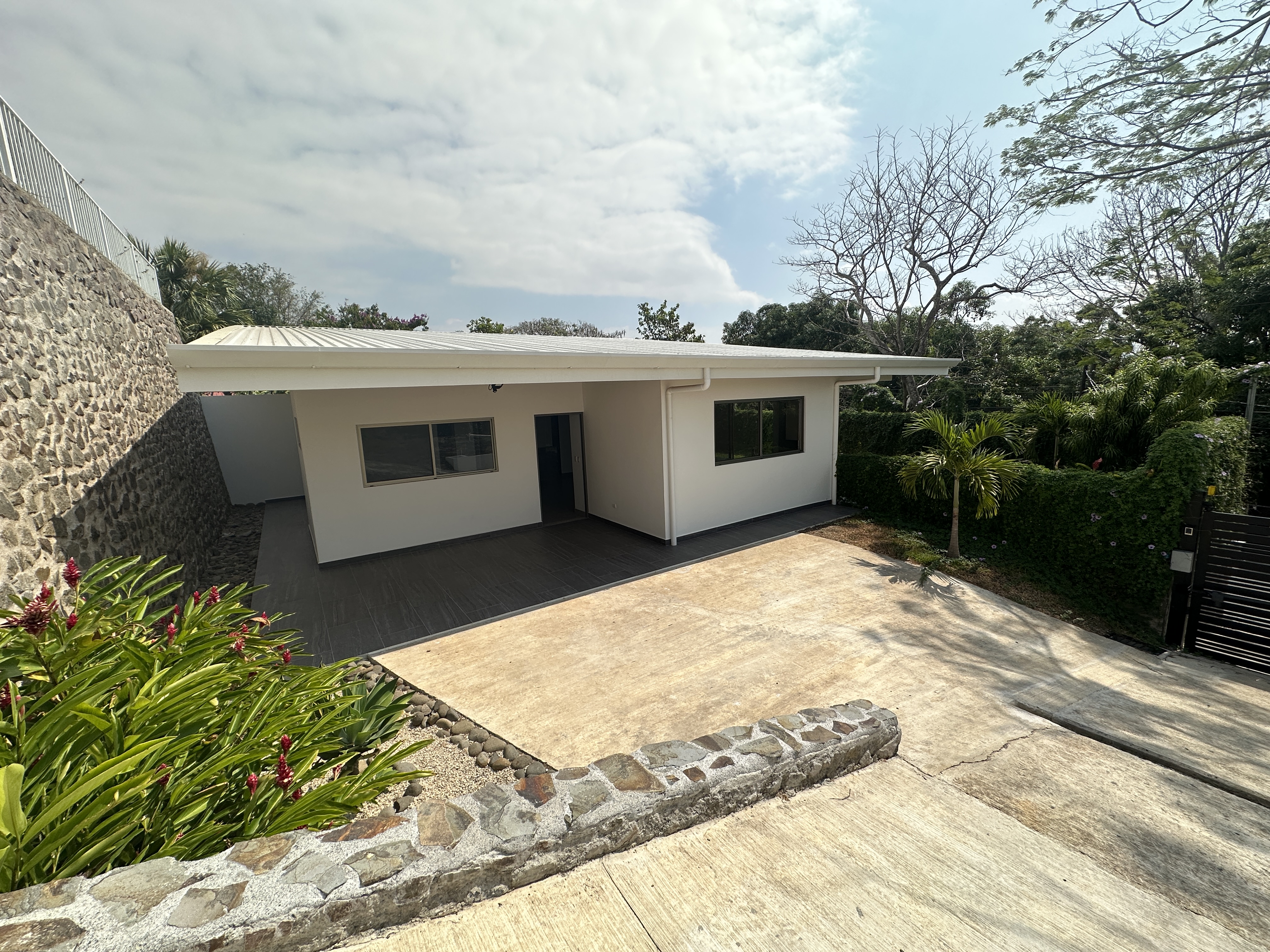 2 bed Single Family Homes For Sale in Atenas, Alajuela - thumb 1