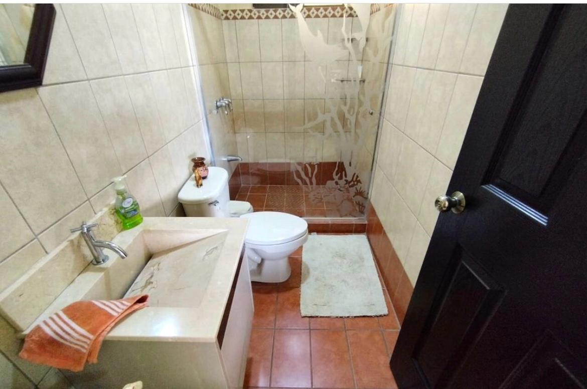 2 bed Condo For Sale in Desamparados, San Jose - thumb 8