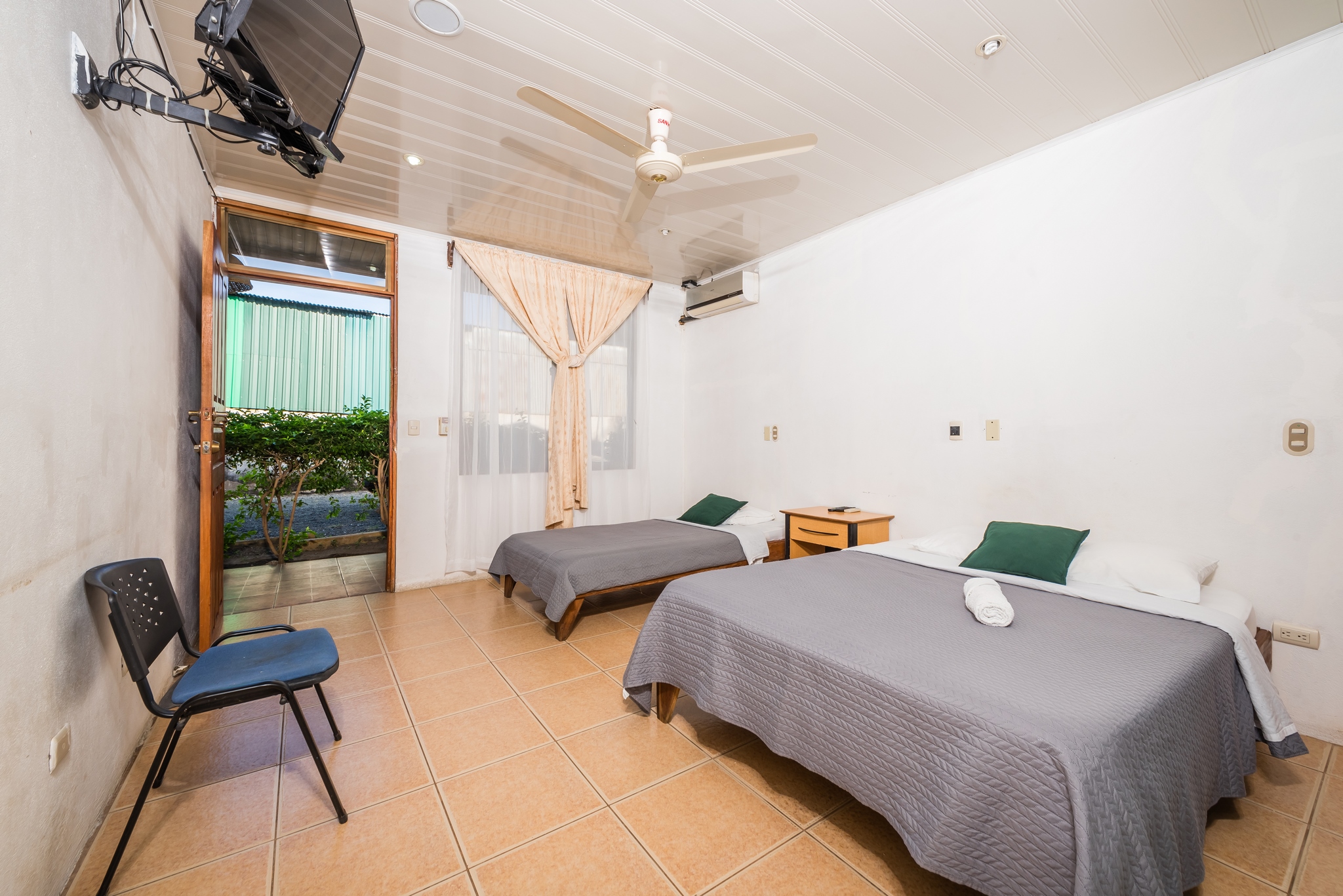 16 bed Hotel / Leisure For Sale in Canas, Guanacaste - thumb 23