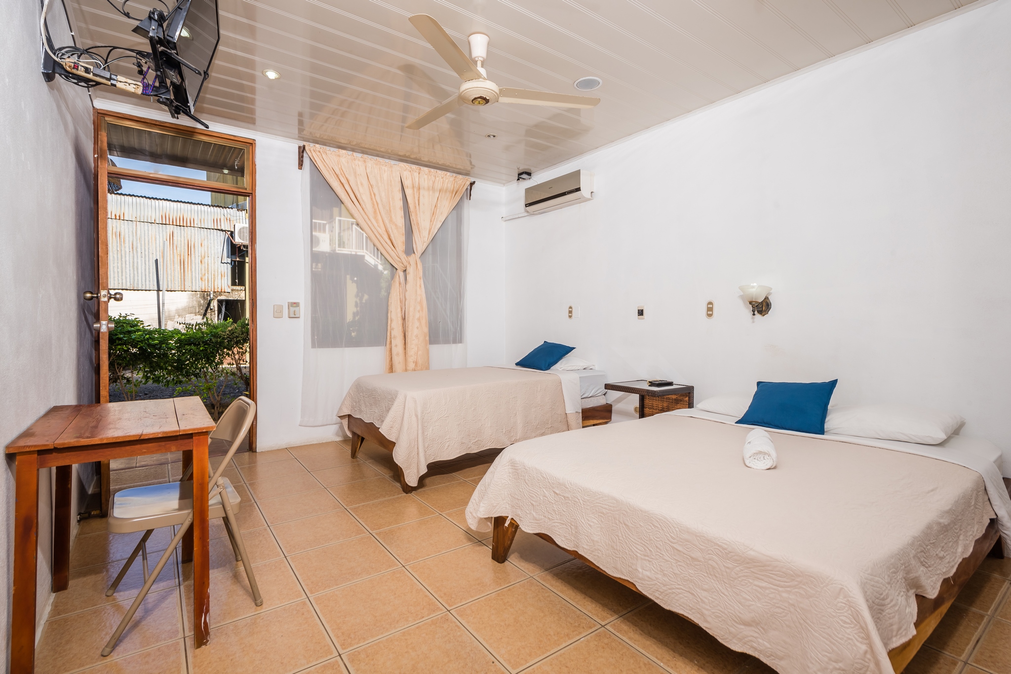 16 bed Hotel / Leisure For Sale in Canas, Guanacaste - thumb 3