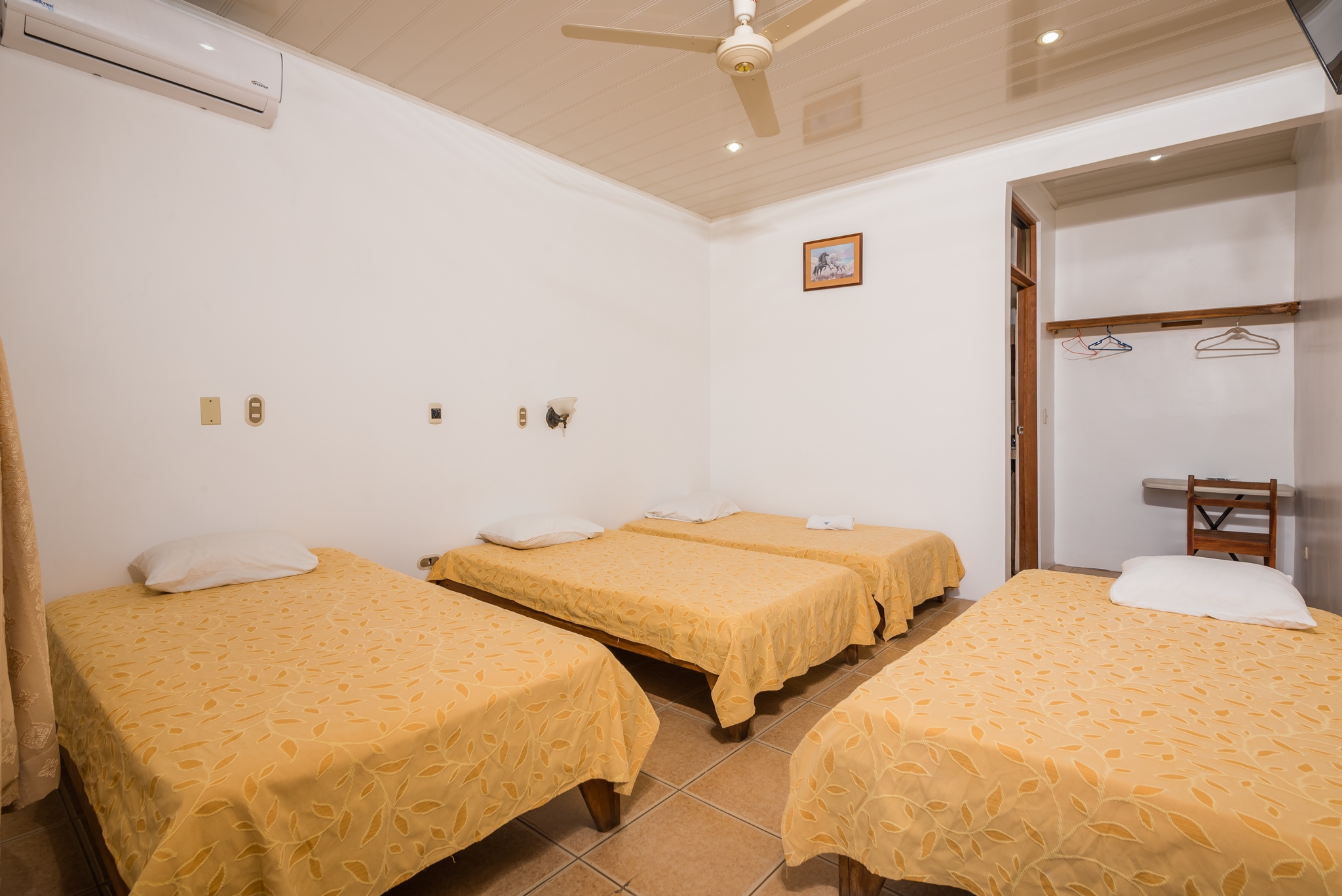 16 bed Hotel / Leisure For Sale in Canas, Guanacaste - thumb 4