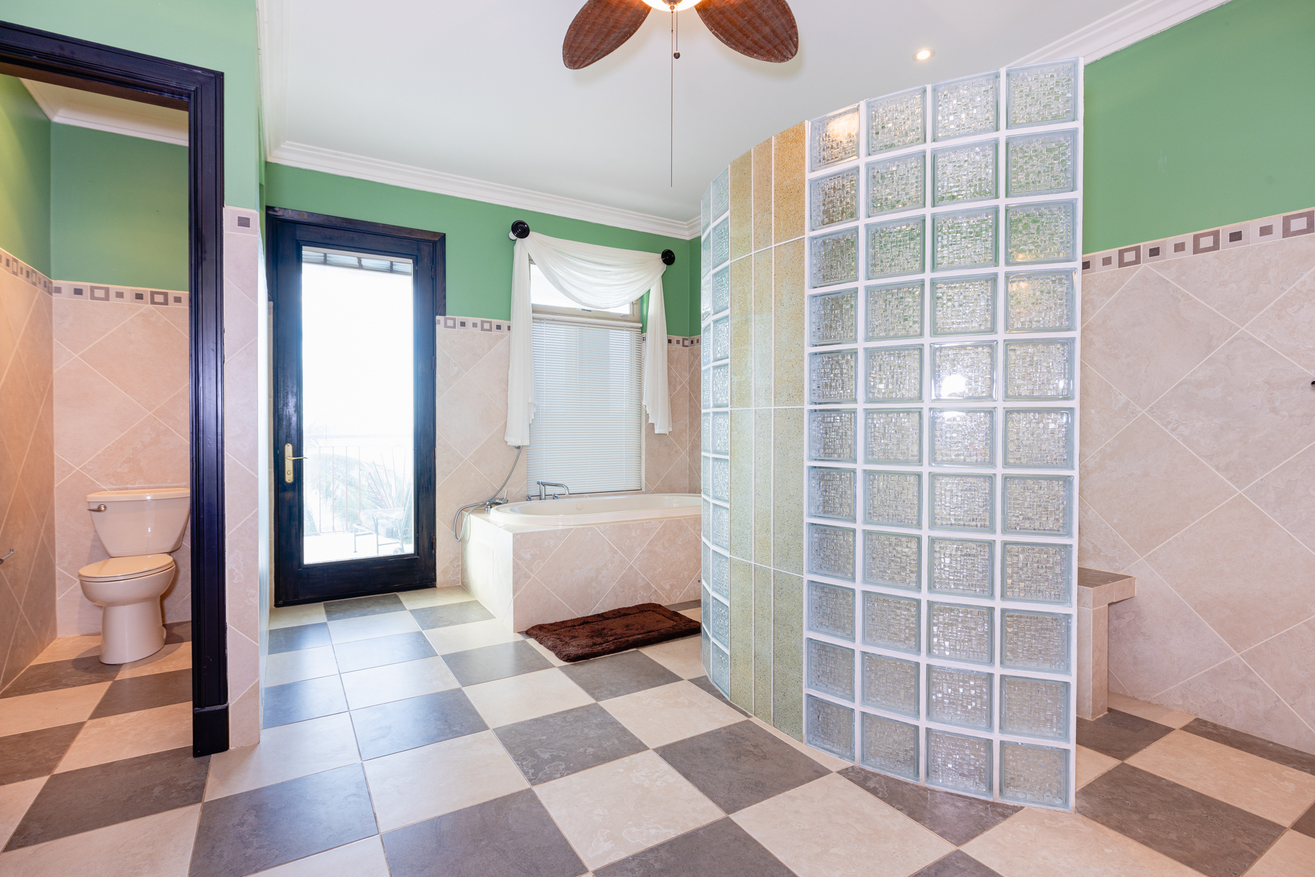 7 bed Single Family Homes For Sale in Playa Flamingo, Guanacaste - thumb 19