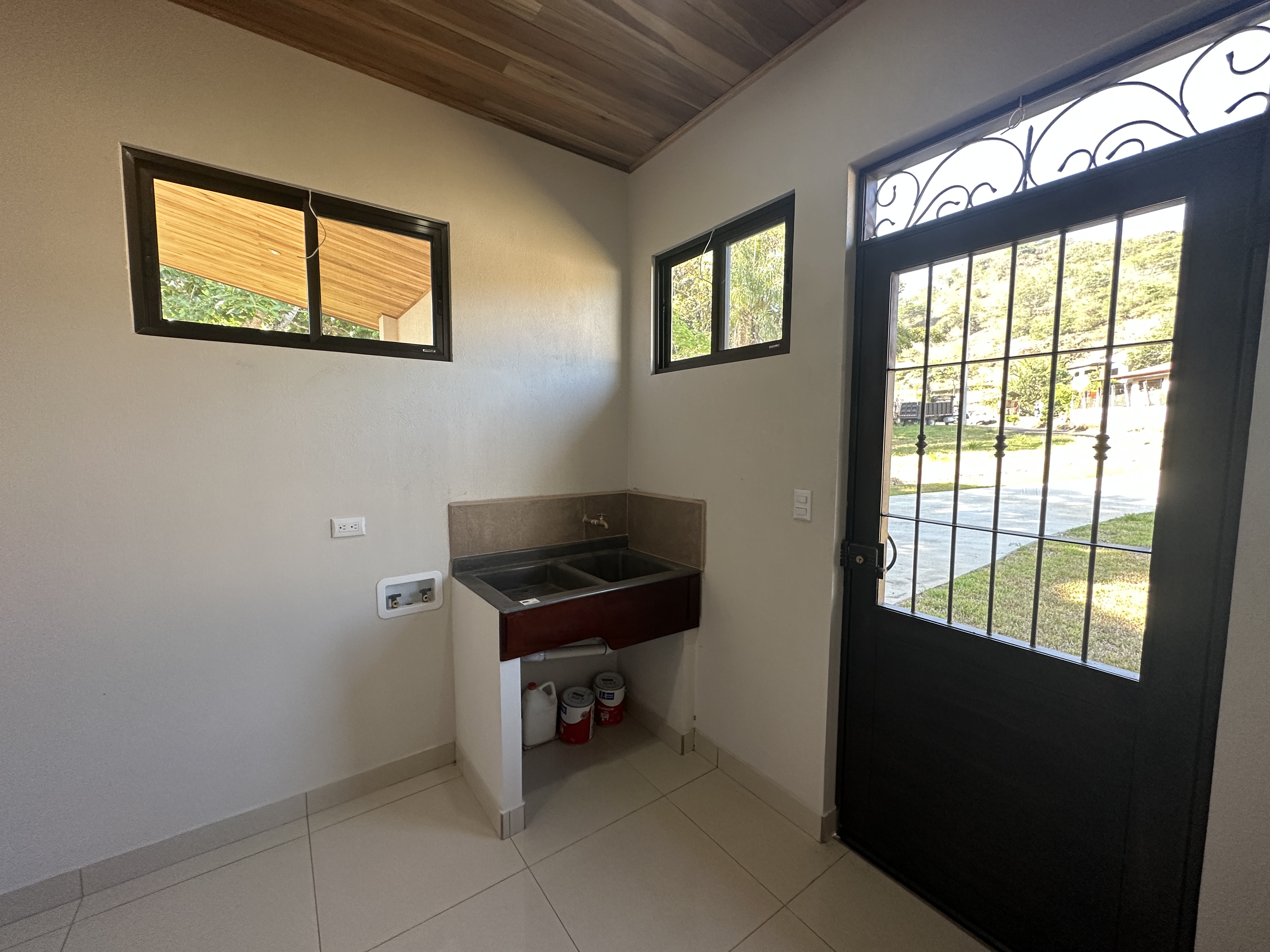 3 bed Single Family Homes For Sale in Atenas, Alajuela - thumb 9