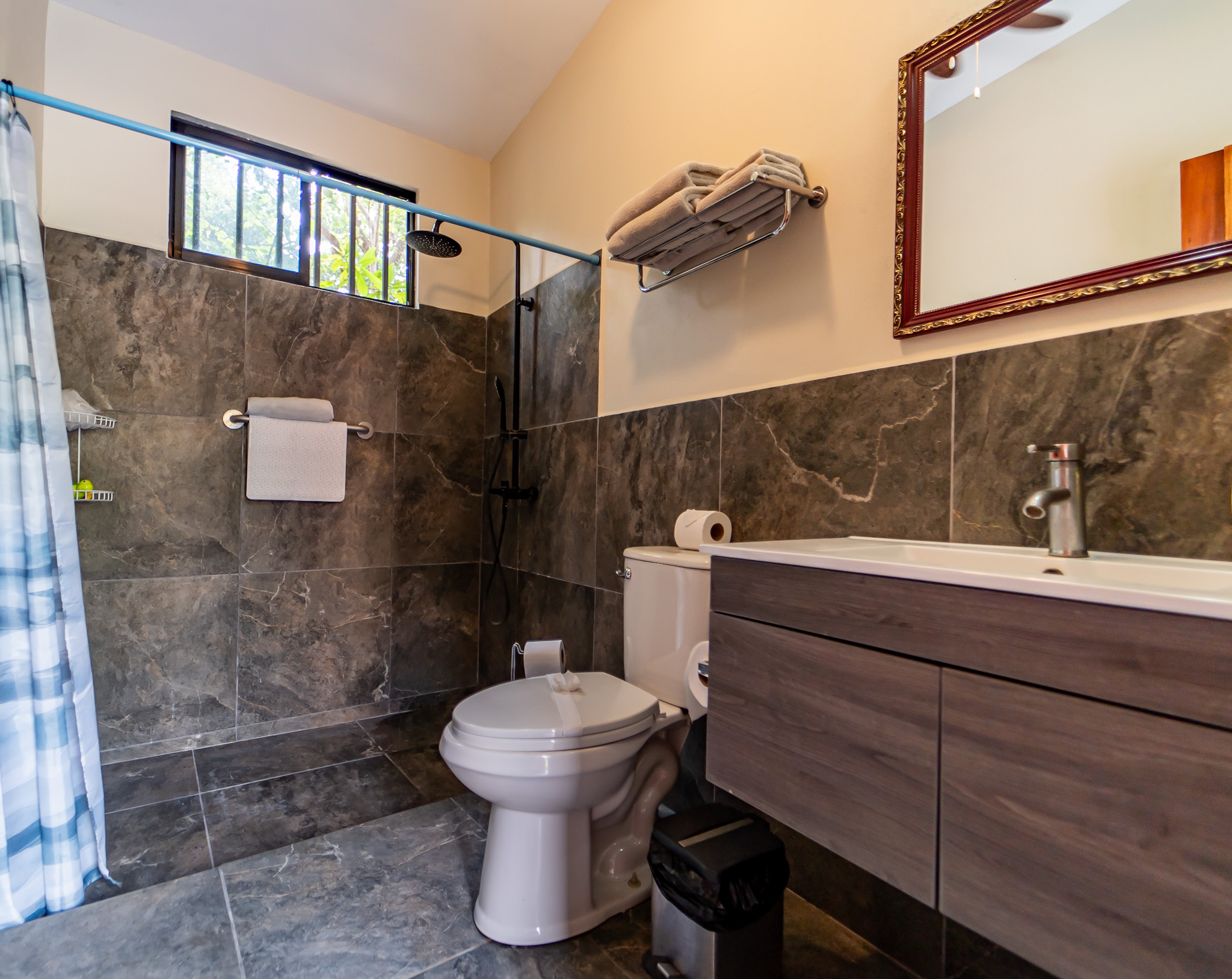 5 bed Single Family Homes For Sale in Samara, Guanacaste - thumb 12