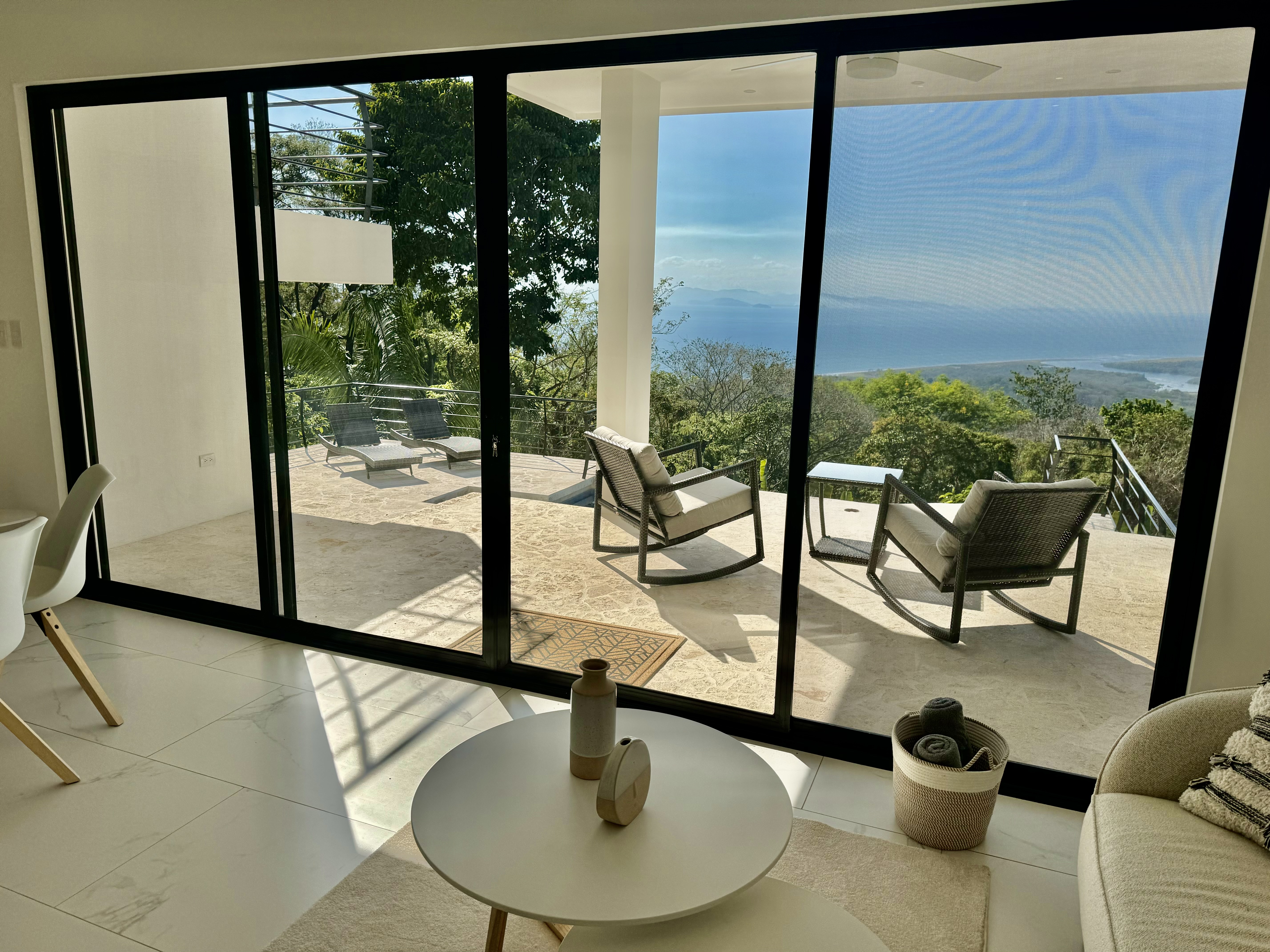 4 bed Single Family Homes For Sale in Tarcoles, Puntarenas - thumb 1