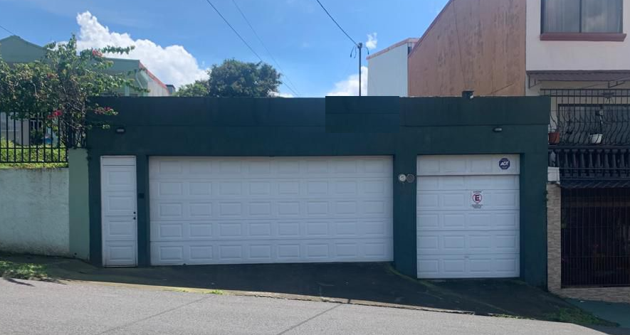 3 bed Single Family Homes For Sale in Montes de Oca, San Jose - thumb 18