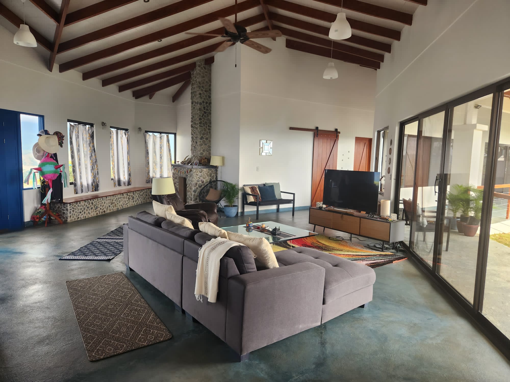 3 bed Single Family Homes For Sale in Perez Zeledon, San Jose - thumb 12