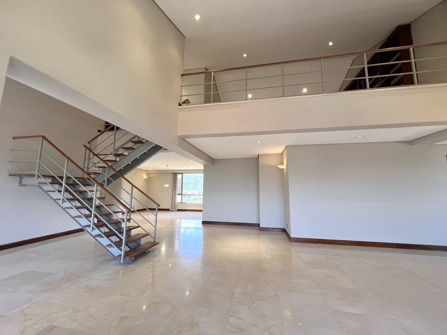 4 bed Apartment For Sale in Escazu, San Jose - thumb 3