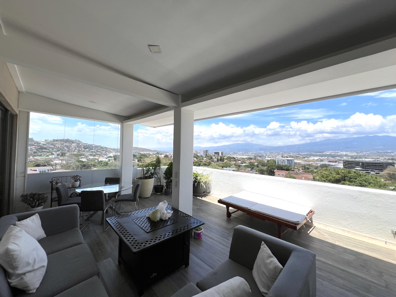 4 bed Apartment For Sale in Escazu, San Jose - thumb 2