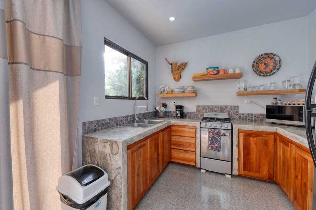 2 bed Single Family Homes For Sale in Ojochal, Puntarenas - thumb 20