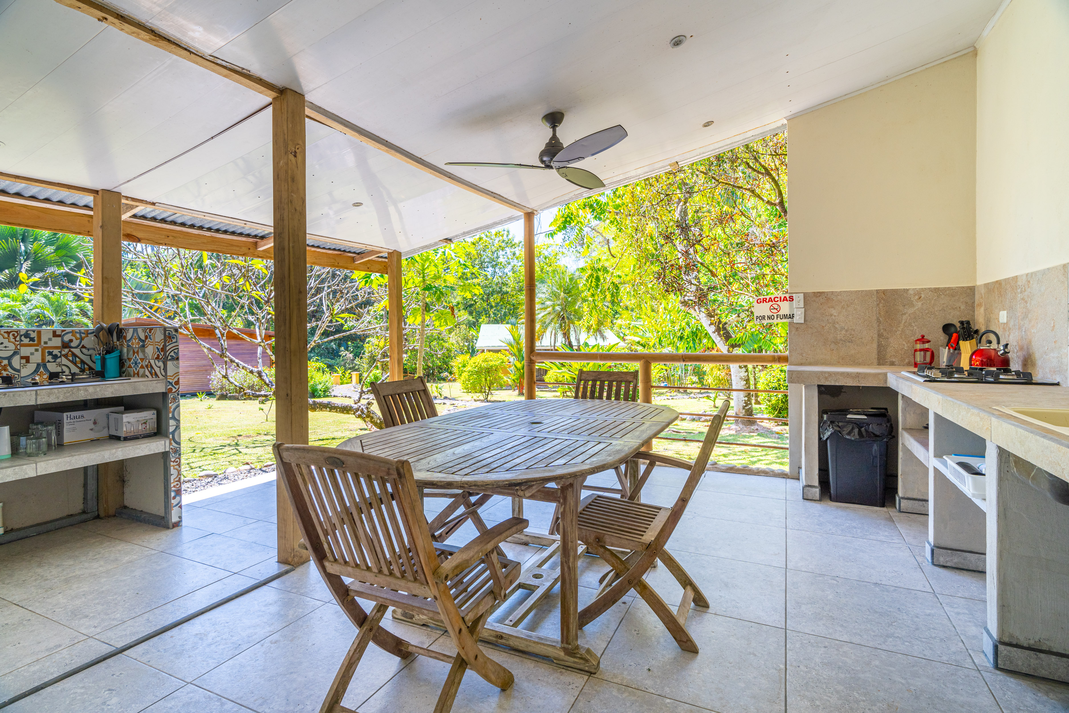 6 bed Single Family Homes For Sale in Ojochal, Puntarenas - thumb 8