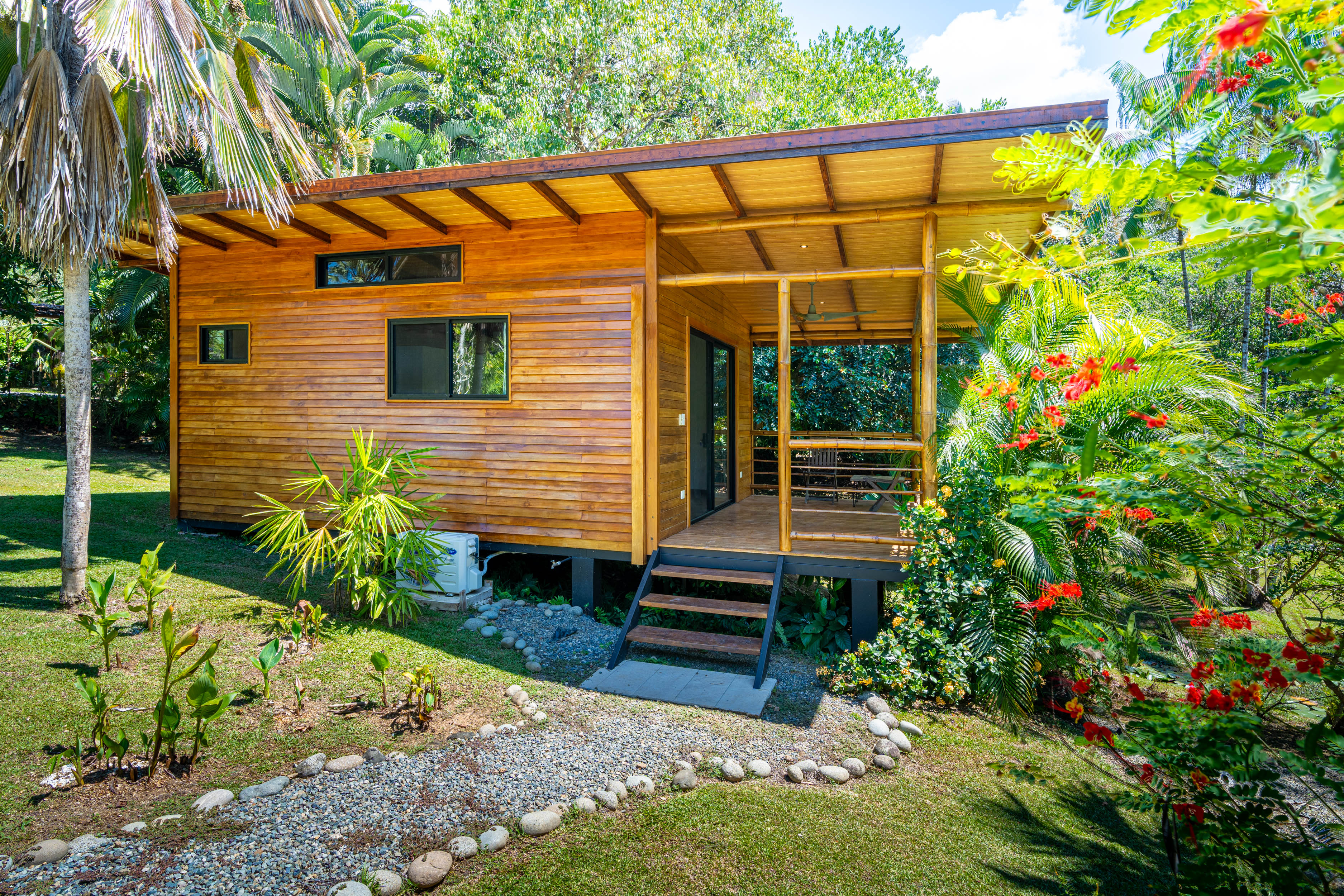 6 bed Single Family Homes For Sale in Ojochal, Puntarenas - thumb 12