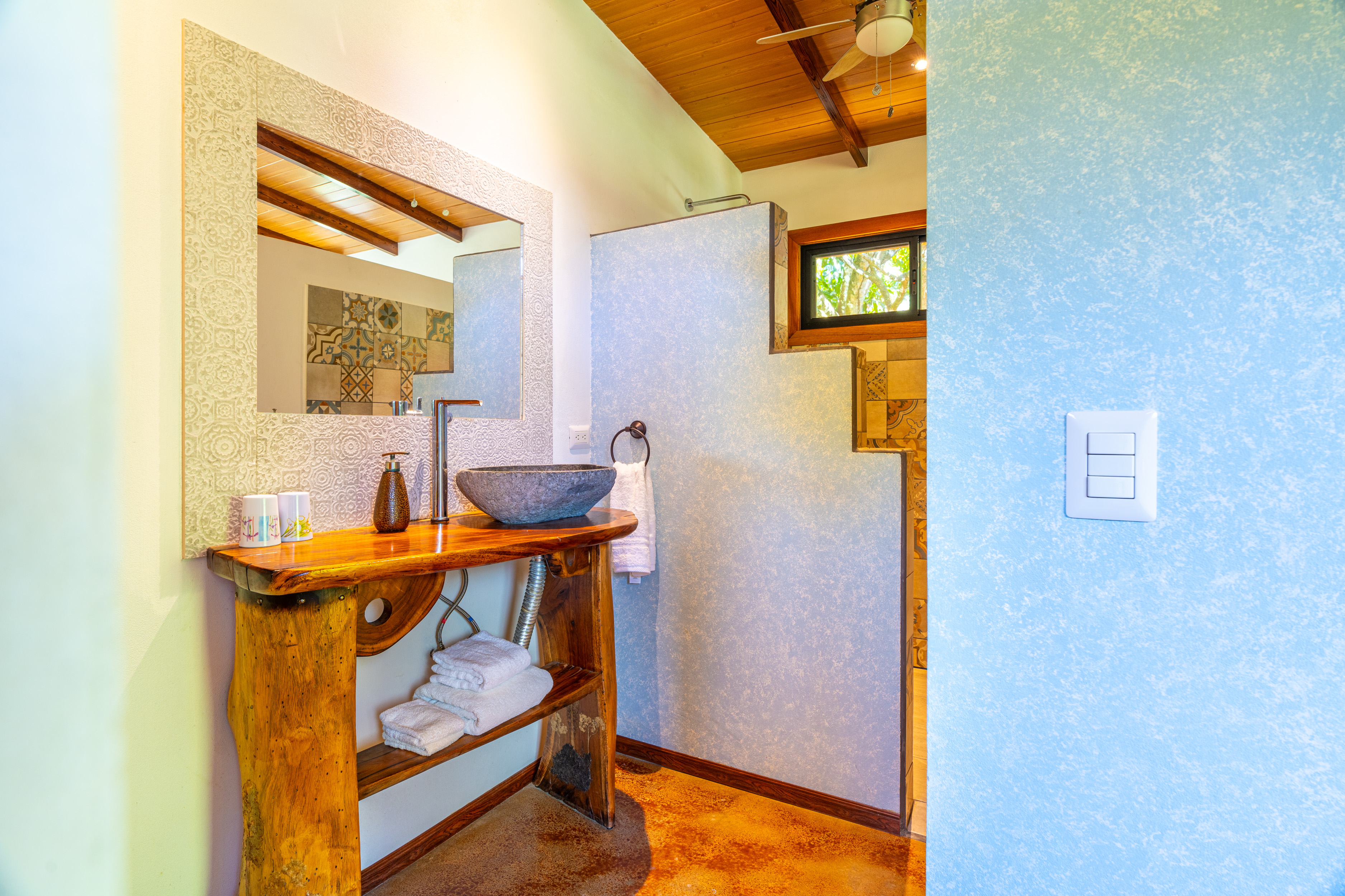 6 bed Single Family Homes For Sale in Ojochal, Puntarenas - thumb 15