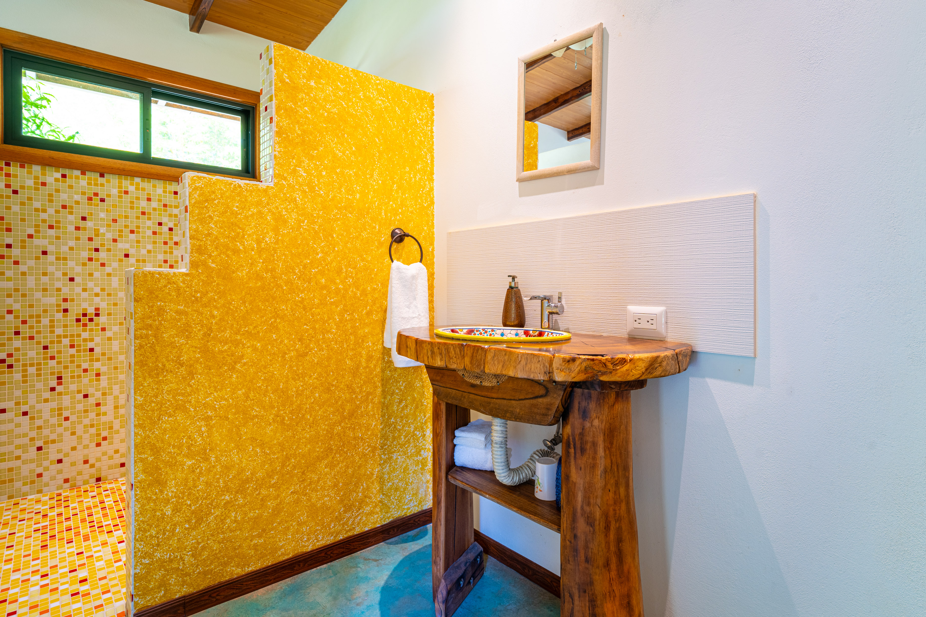 6 bed Single Family Homes For Sale in Ojochal, Puntarenas - thumb 18