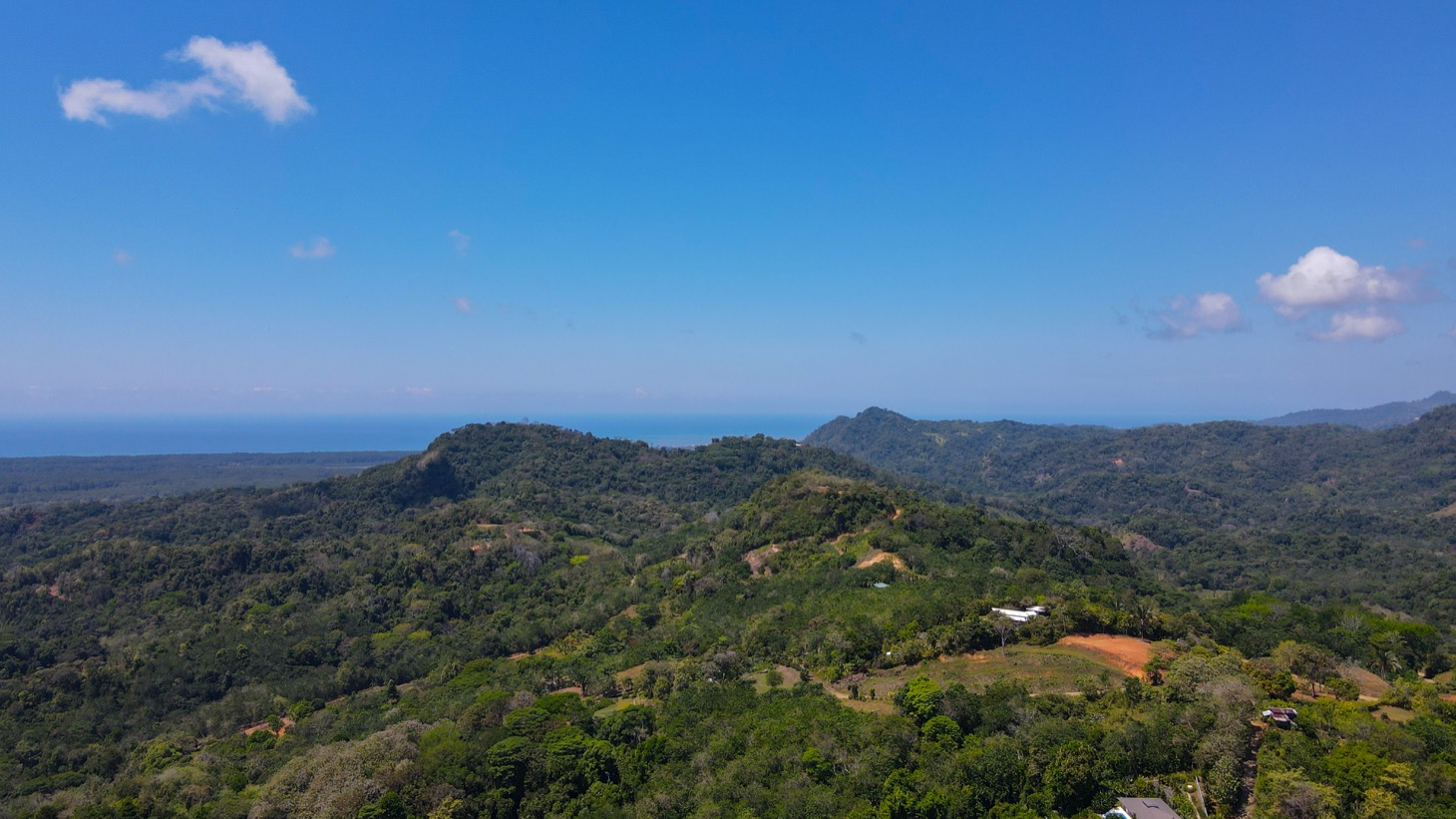 5 bed Single Family Homes For Sale in Ojochal, Puntarenas - thumb 4