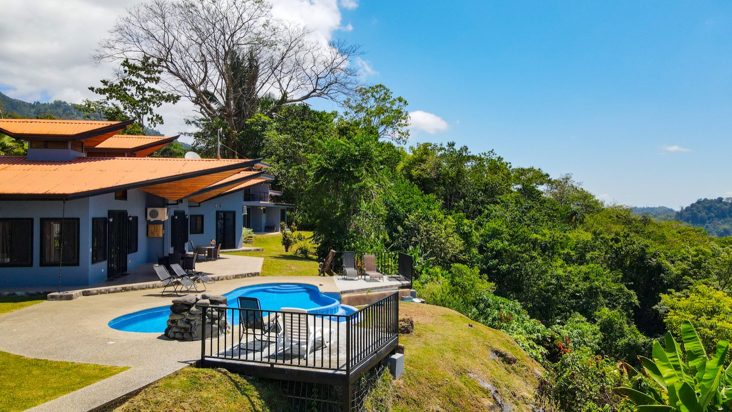 5 bed Single Family Homes For Sale in Ojochal, Puntarenas - thumb 10