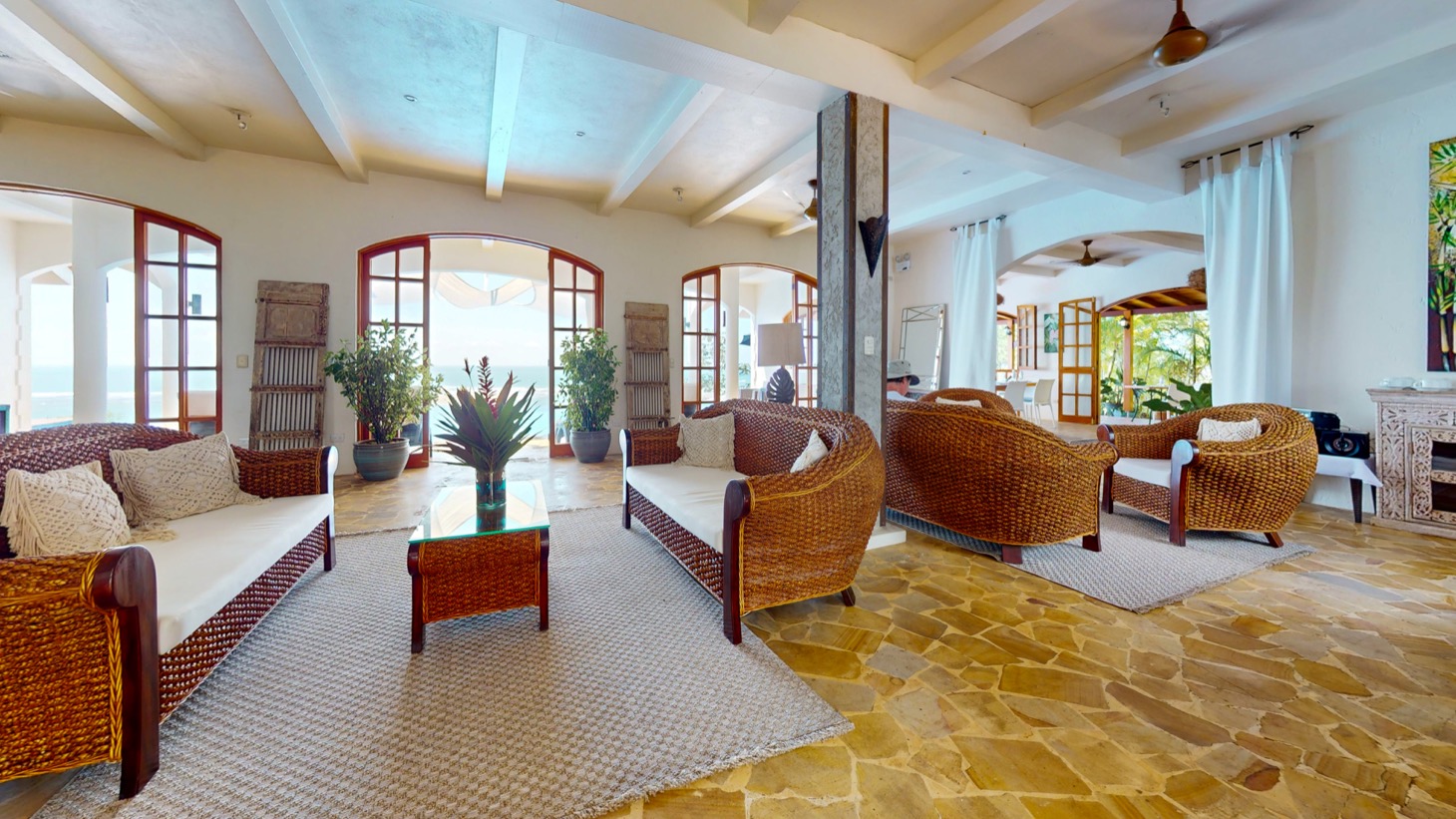 10 bed Hotel / Leisure For Sale in Ojochal, Puntarenas - thumb 12