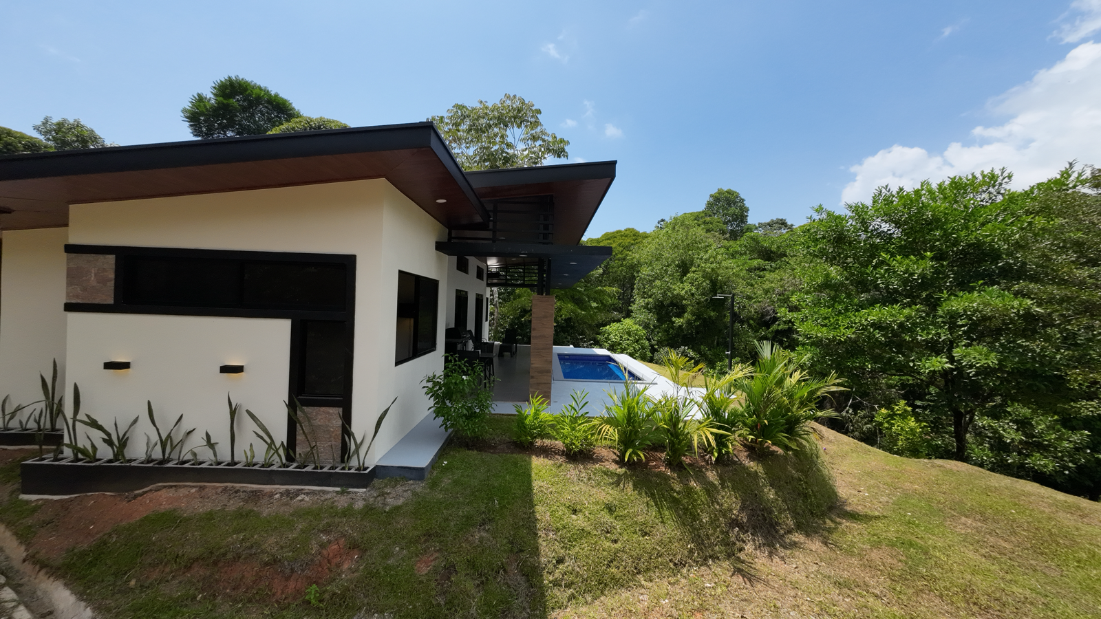 3 bed Single Family Homes For Sale in Ojochal, Puntarenas - thumb 8