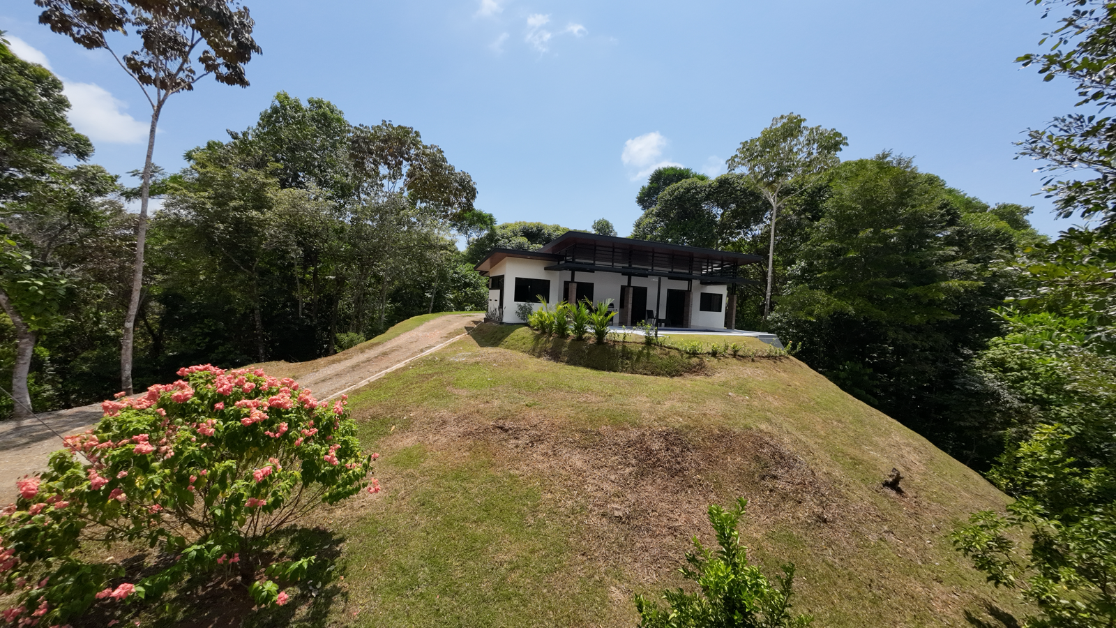 3 bed Single Family Homes For Sale in Ojochal, Puntarenas - thumb 2