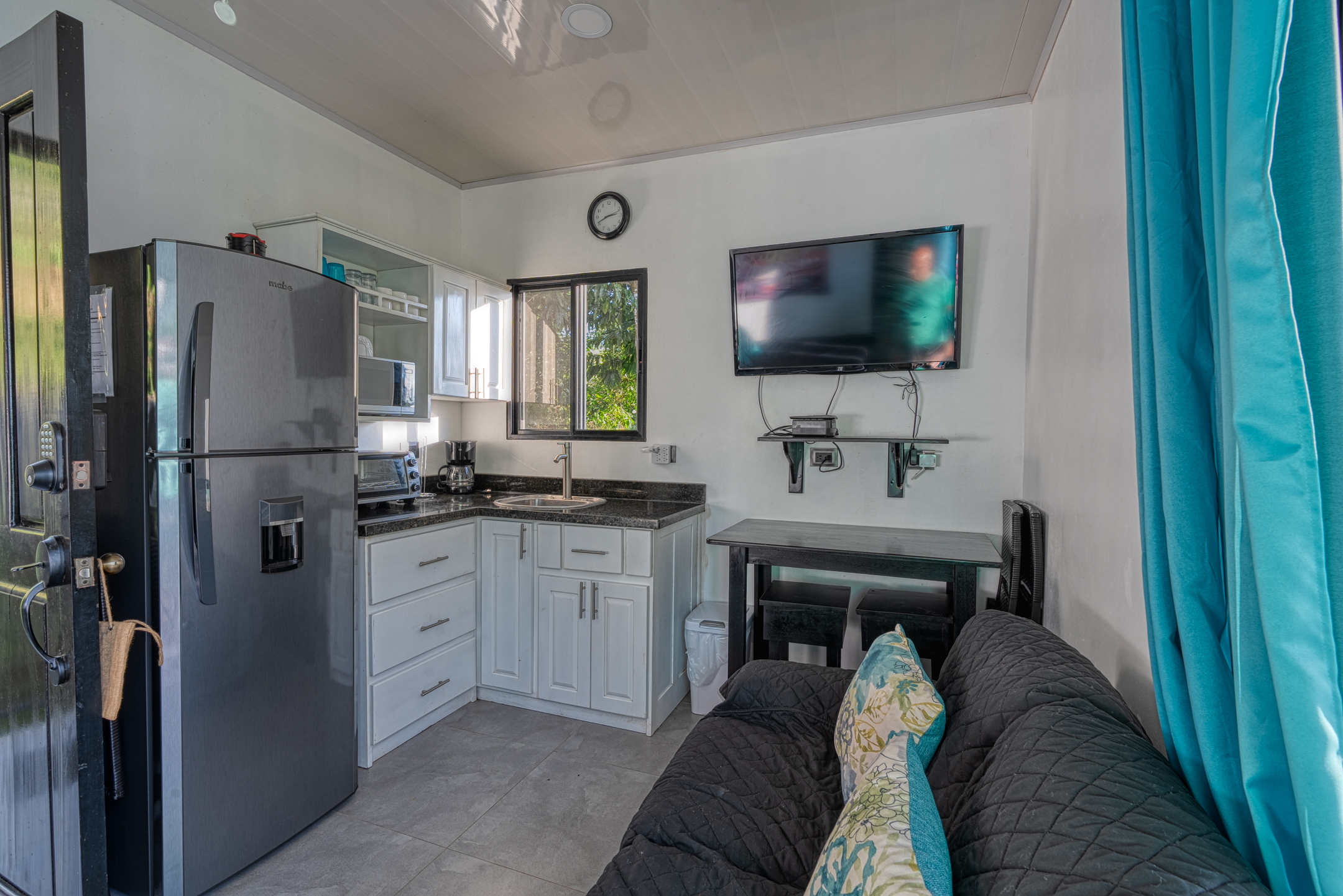 2 bed Single Family Homes For Sale in Dominical, Puntarenas - thumb 17