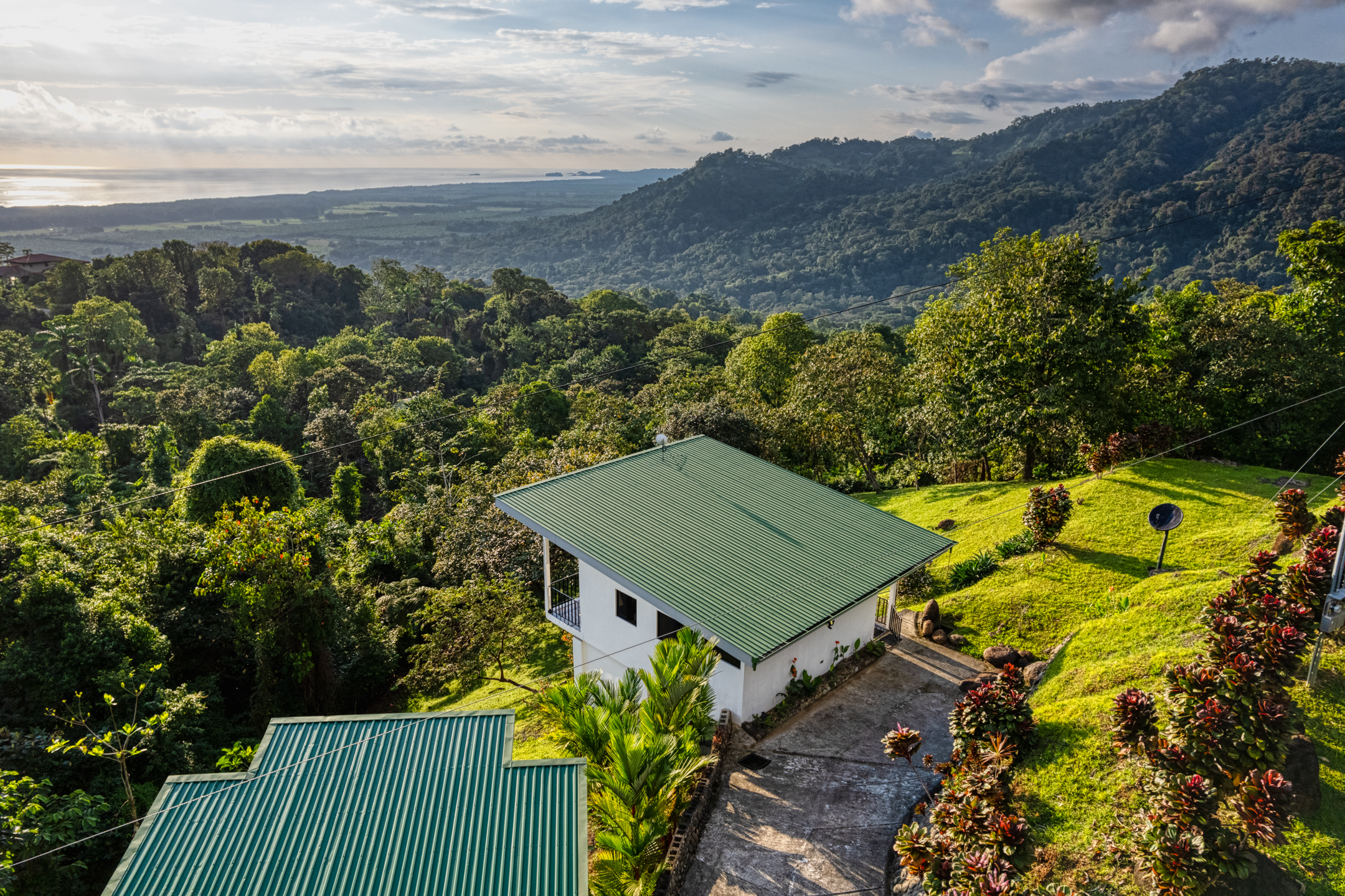 2 bed Single Family Homes For Sale in Dominical, Puntarenas - thumb 8