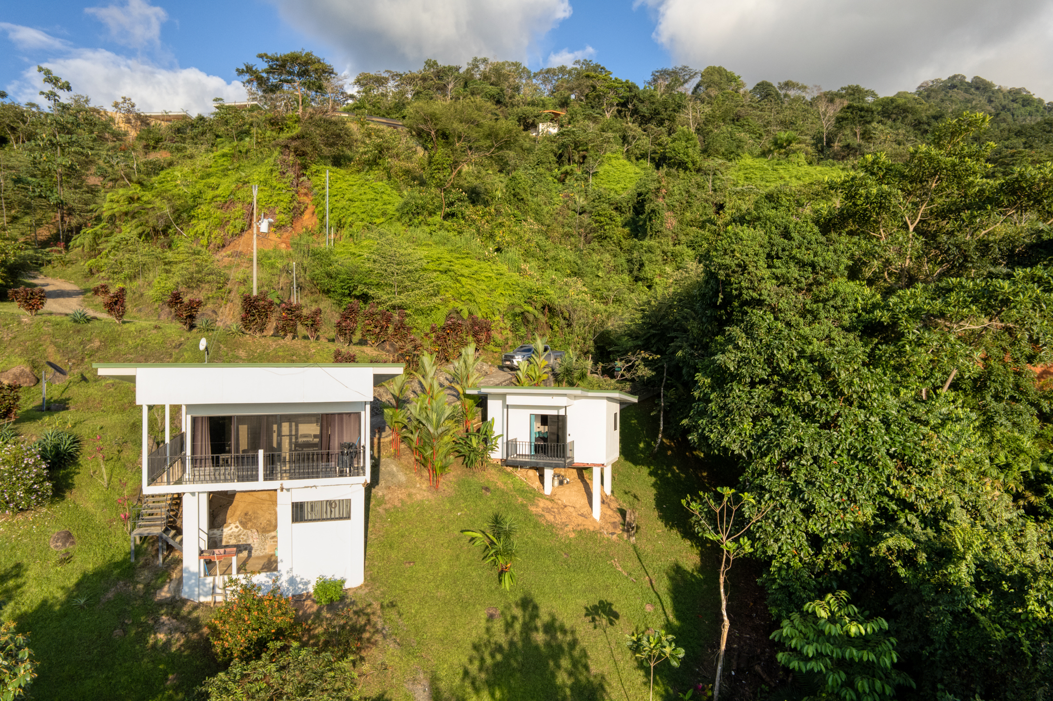 2 bed Single Family Homes For Sale in Dominical, Puntarenas - thumb 2