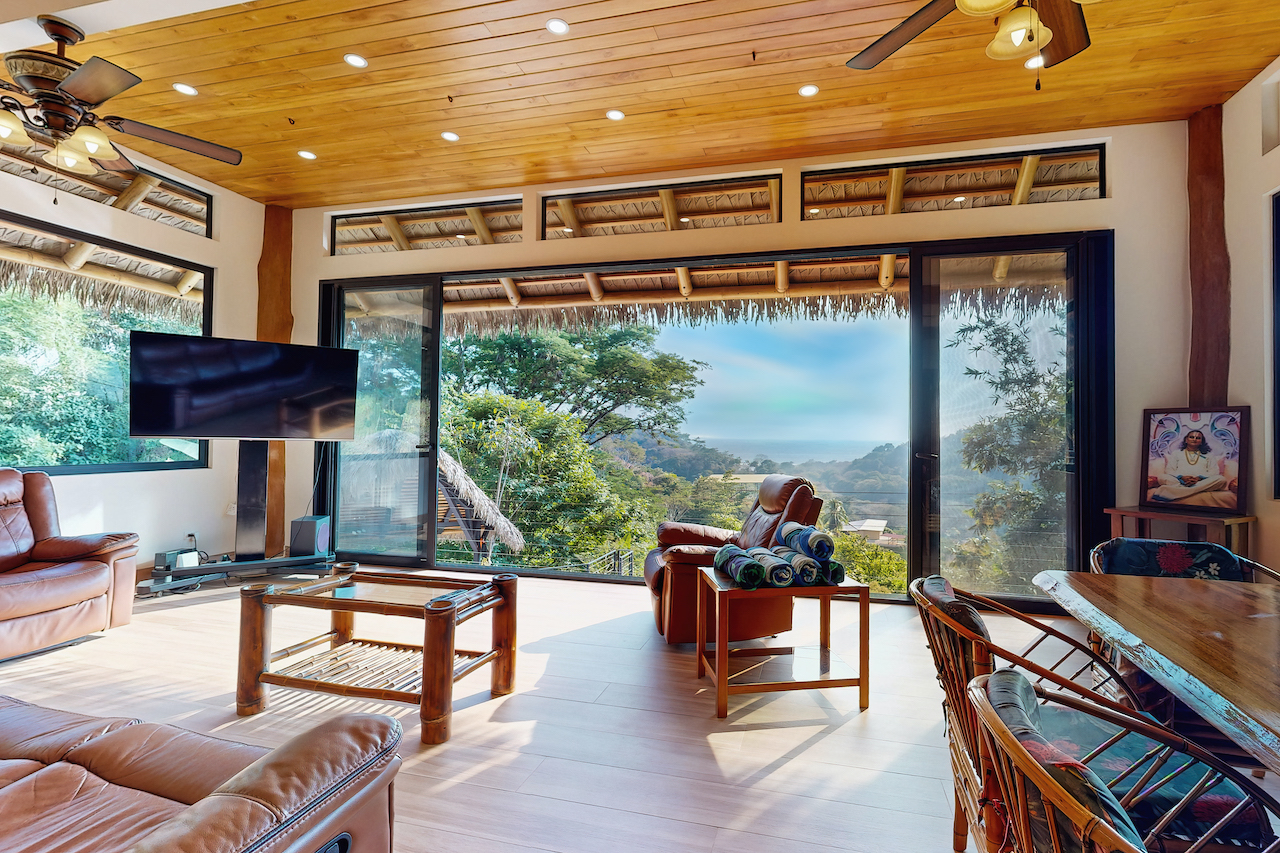 4 bed Single Family Homes For Sale in Dominical, Puntarenas - thumb 16