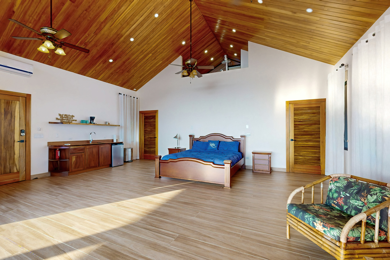 4 bed Single Family Homes For Sale in Dominical, Puntarenas - thumb 26