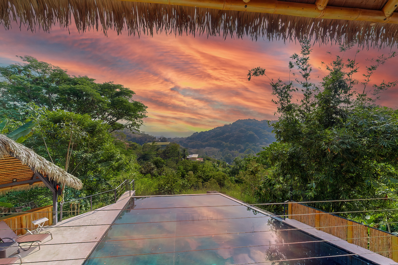 4 bed Single Family Homes For Sale in Dominical, Puntarenas - thumb 9