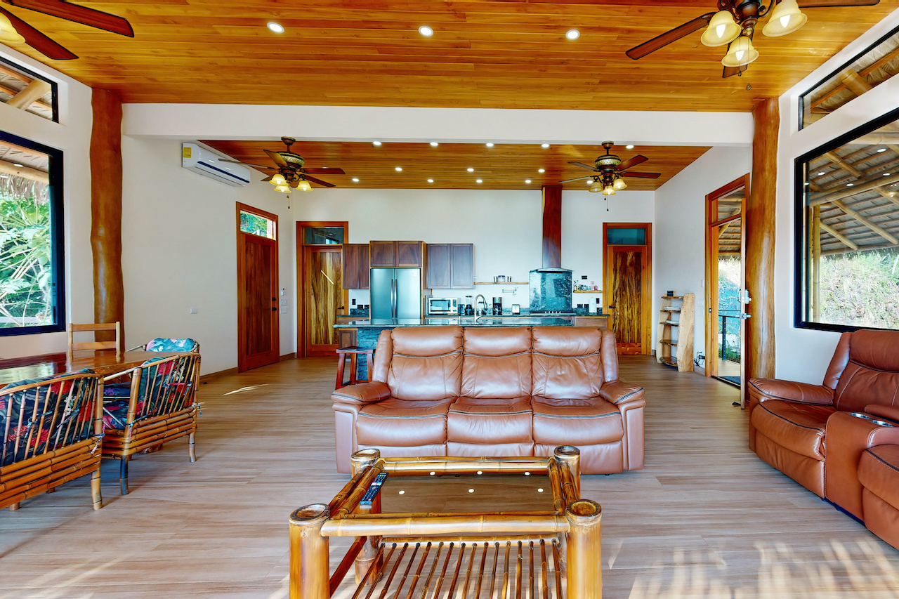 4 bed Single Family Homes For Sale in Dominical, Puntarenas - thumb 17