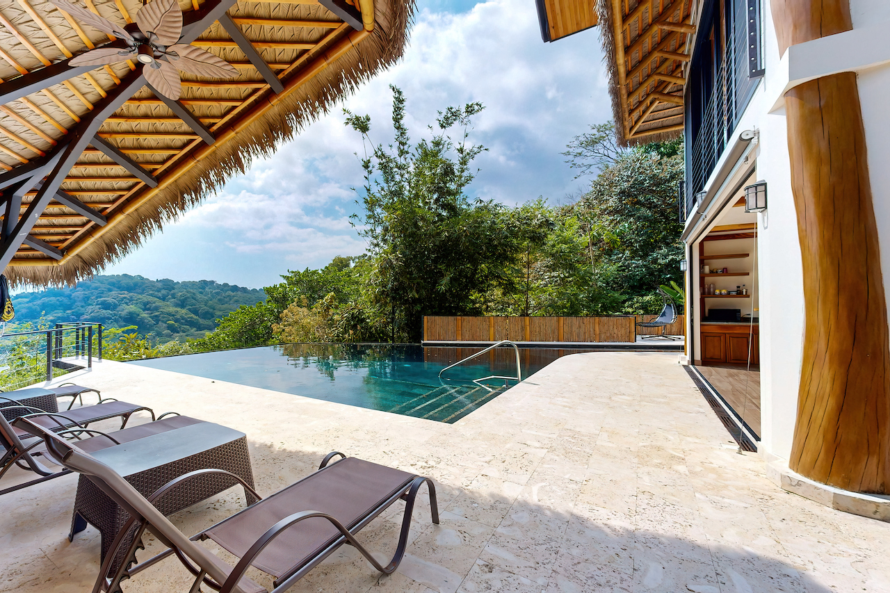 4 bed Single Family Homes For Sale in Dominical, Puntarenas - thumb 12