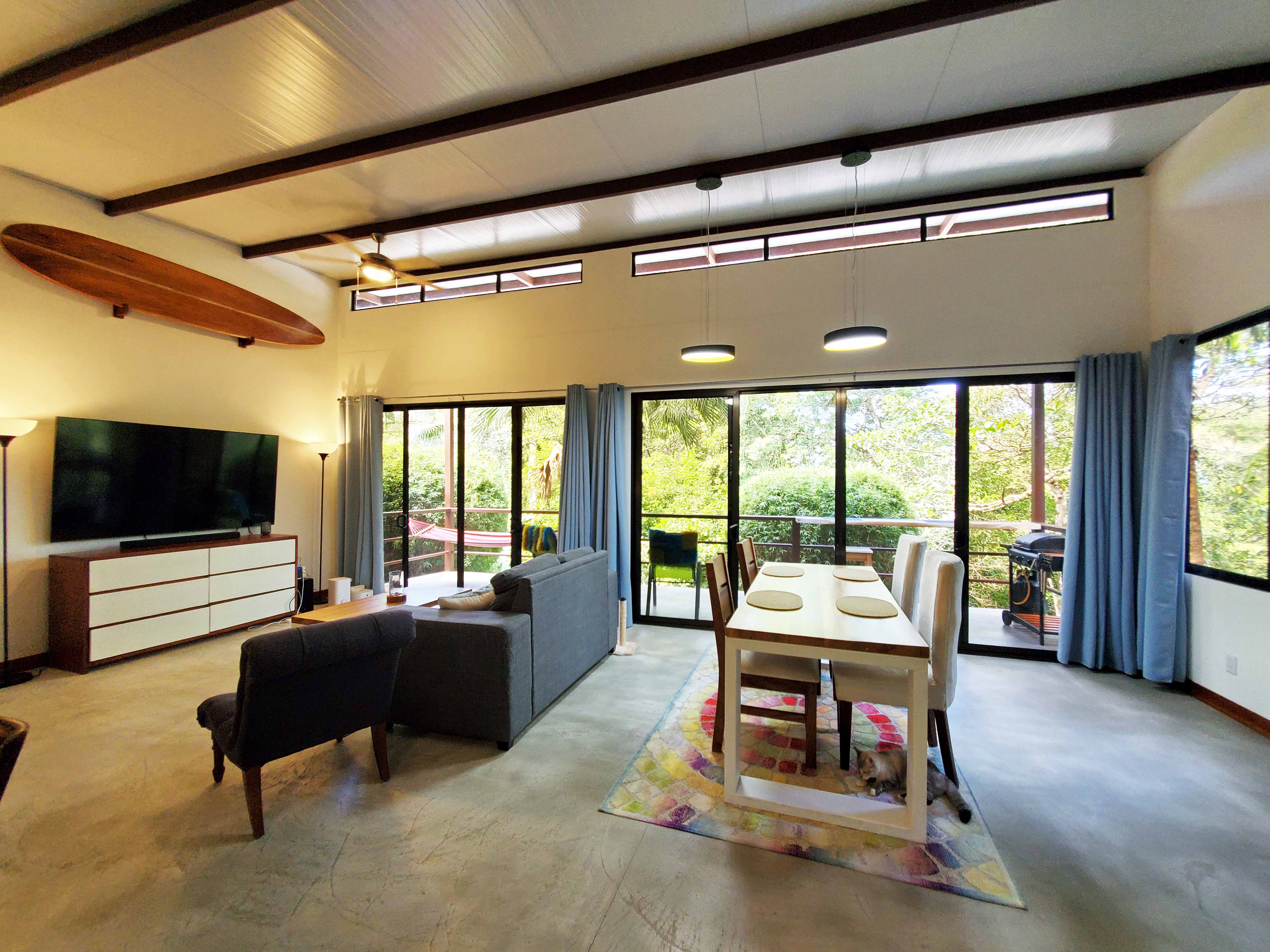 6 bed Single Family Homes For Sale in Pavones, Puntarenas - thumb 4