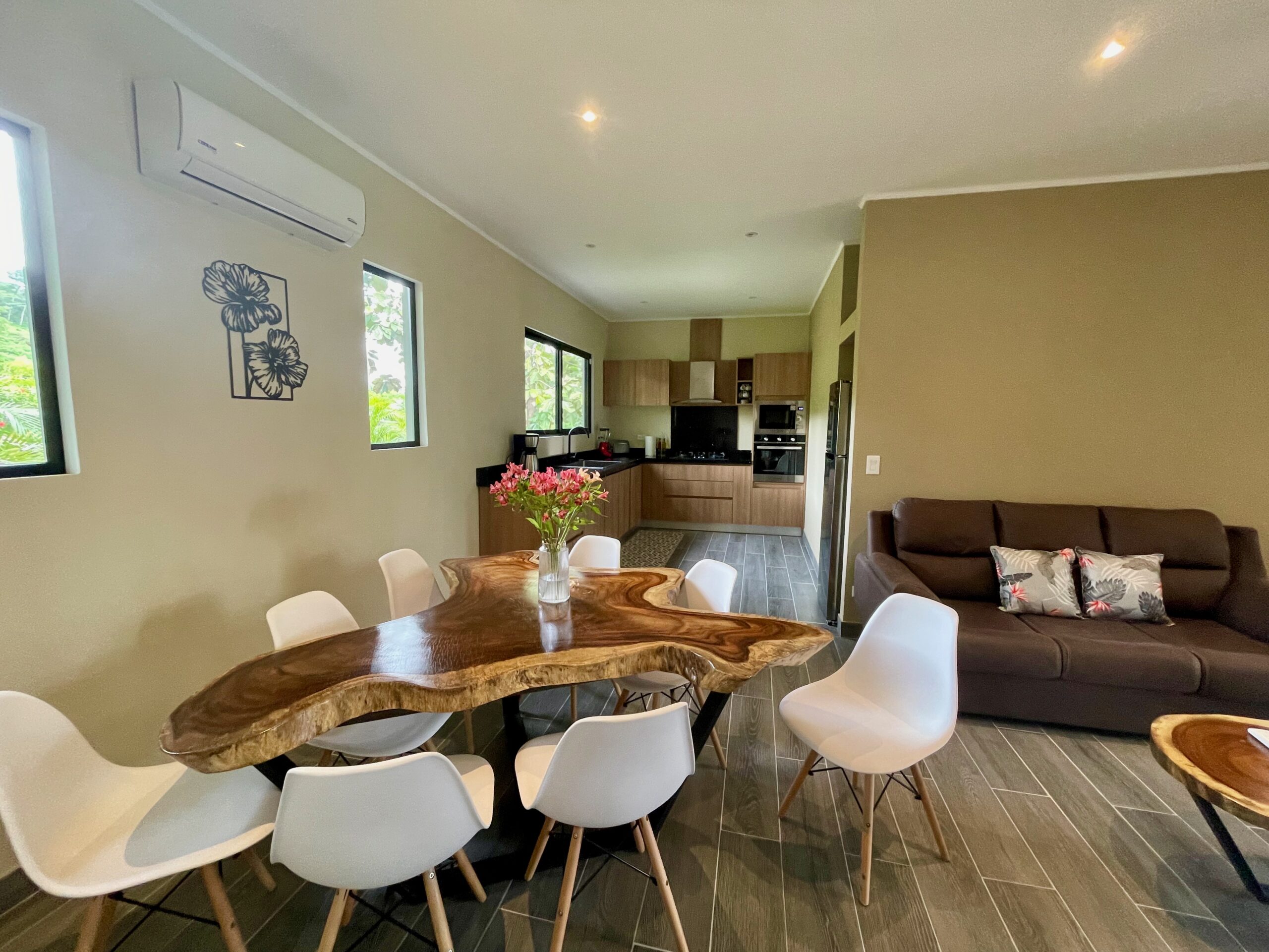 6 bed Single Family Homes For Sale in Tamarindo, Guanacaste - thumb 13