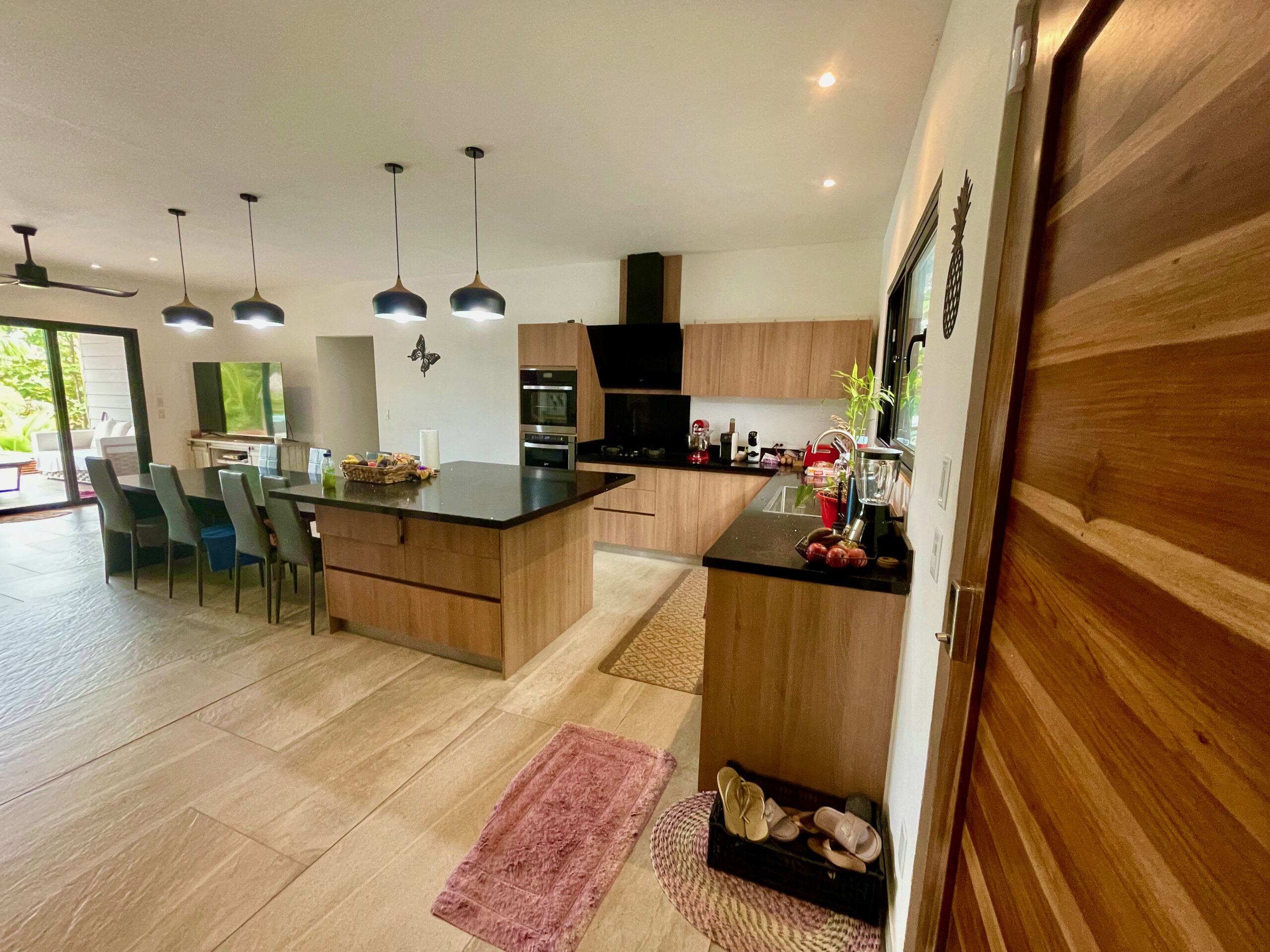 6 bed Single Family Homes For Sale in Tamarindo, Guanacaste - thumb 12