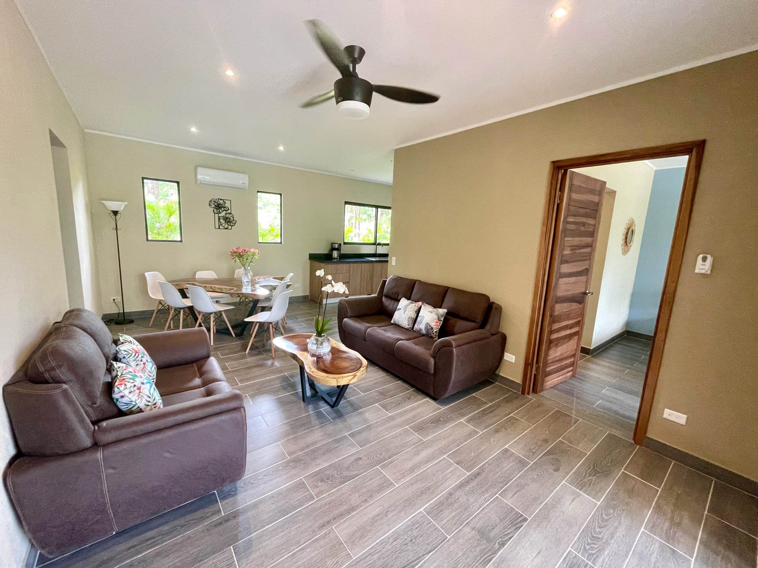 6 bed Single Family Homes For Sale in Tamarindo, Guanacaste - thumb 14