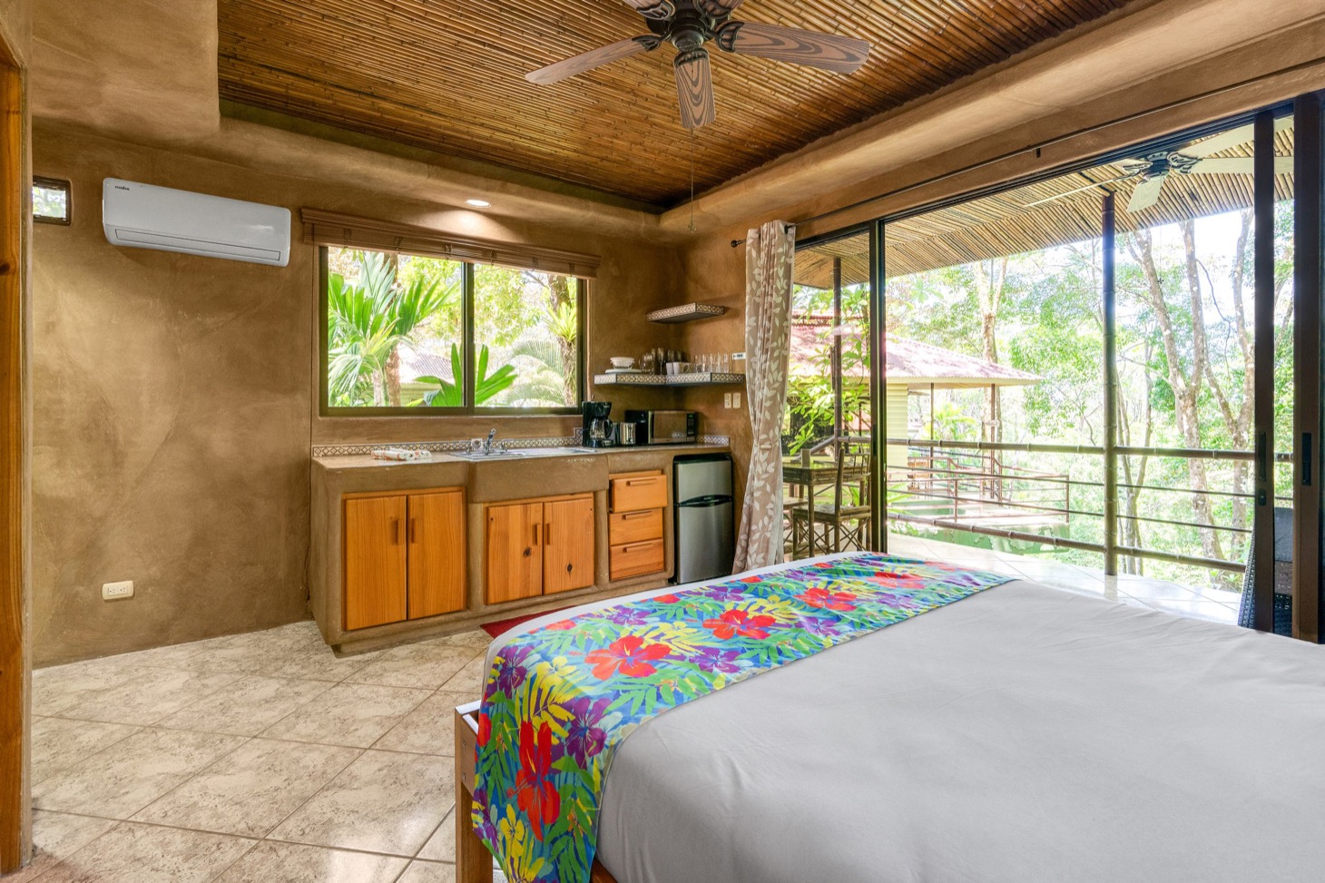 8 bed Hotel / Leisure For Sale in Ojochal, Puntarenas - thumb 6