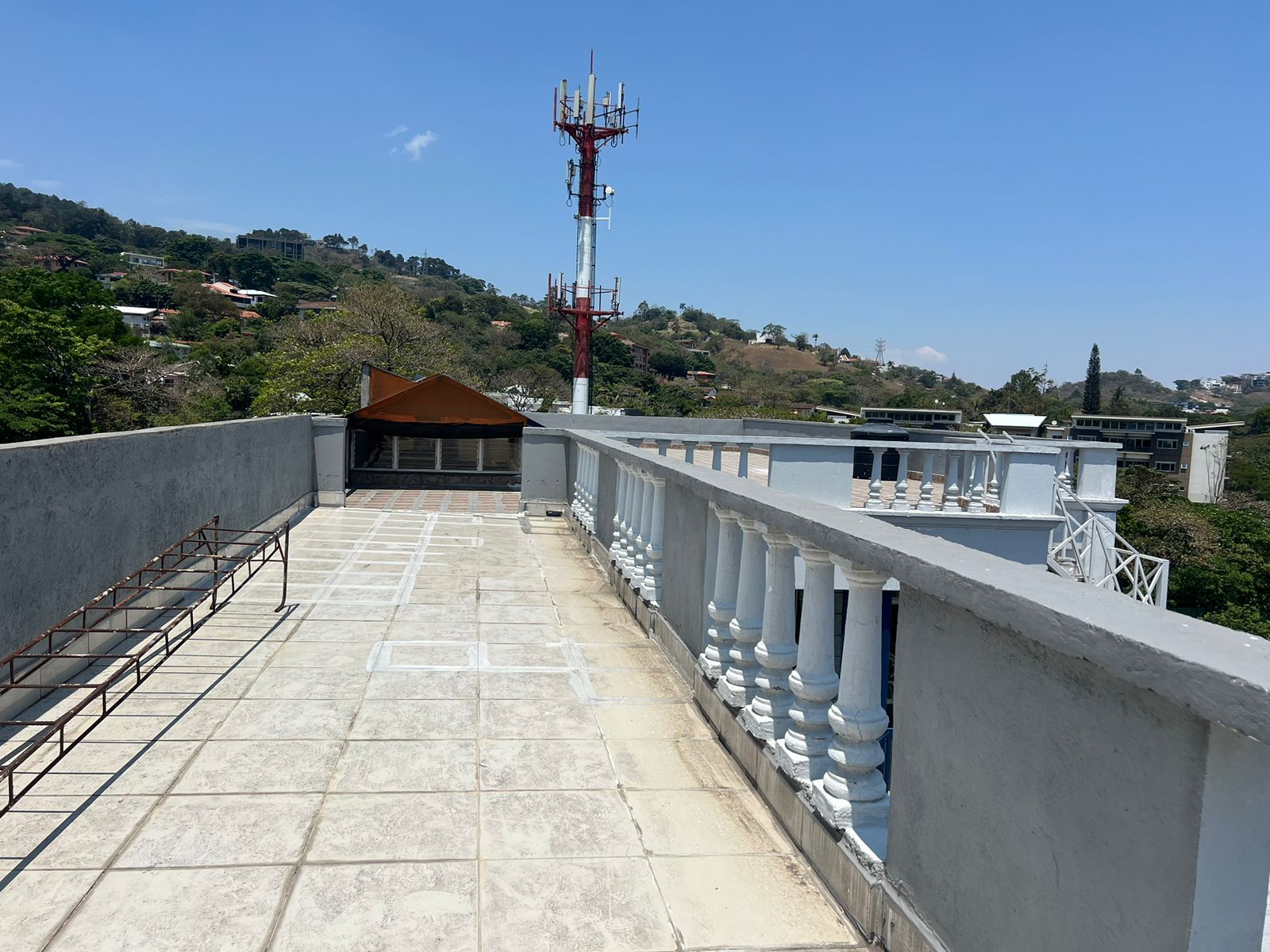 1 bed Commercial For Sale in Escazu, San Jose - thumb 4