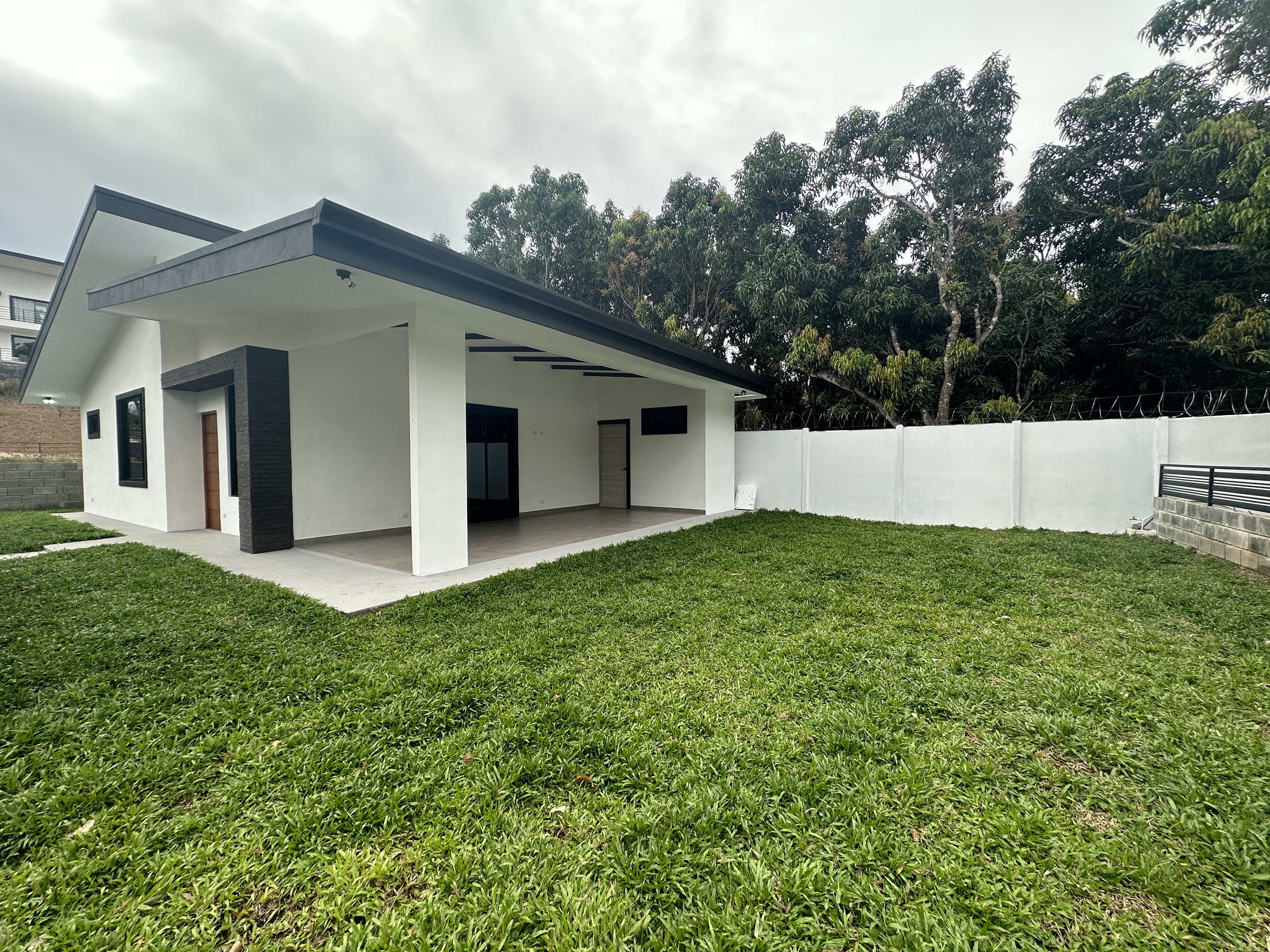 2 bed Single Family Homes For Sale in Atenas, Alajuela - thumb 1